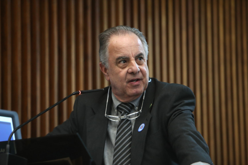 Romualdo José Ribeiro Gama, presidente do Conselho Regional de Medicina do Paraná (CRM-PR).