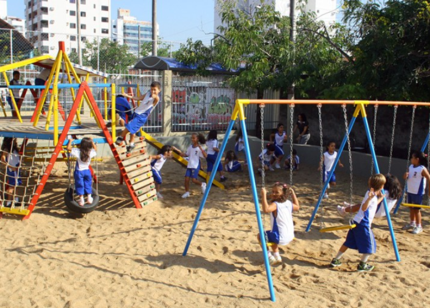 Com o tema “Plano Nacional de Educação 2024-2034: Política de Estado para garantia da educação como direito humano com justiça social e desenvolvimento socioambiental sustentável”, o objetivo da Conae é debater as políticas públicas educacionais no Brasil para os próximos dez anos.