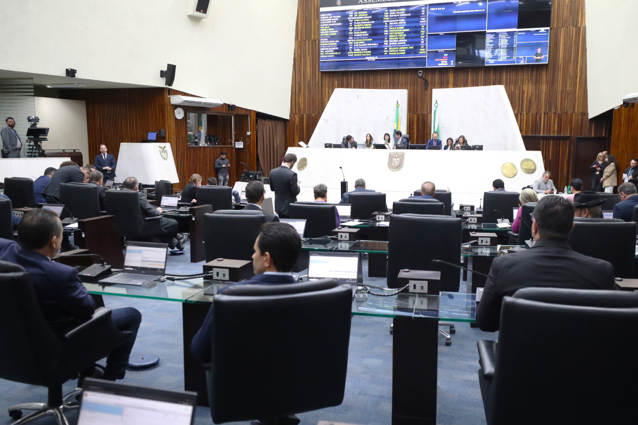 Deputados aprovam com agilidade projeto que regulamenta repasses de recursos para vítimas de tornado em Rio Bonito do Iguaçu