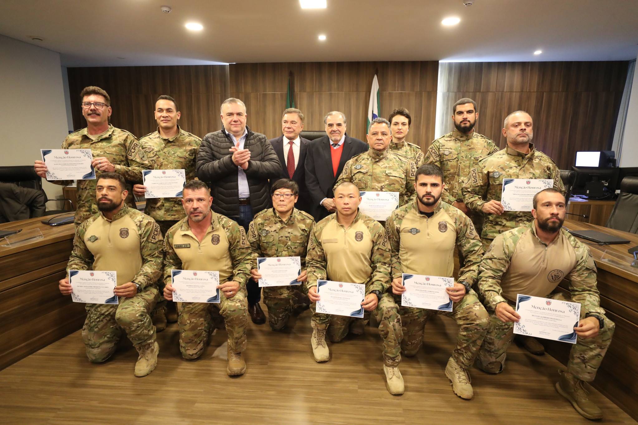Grupo Tigre, unidade de elite da Polícia Civil do Paraná, é homenageado na Assembleia Legislativa