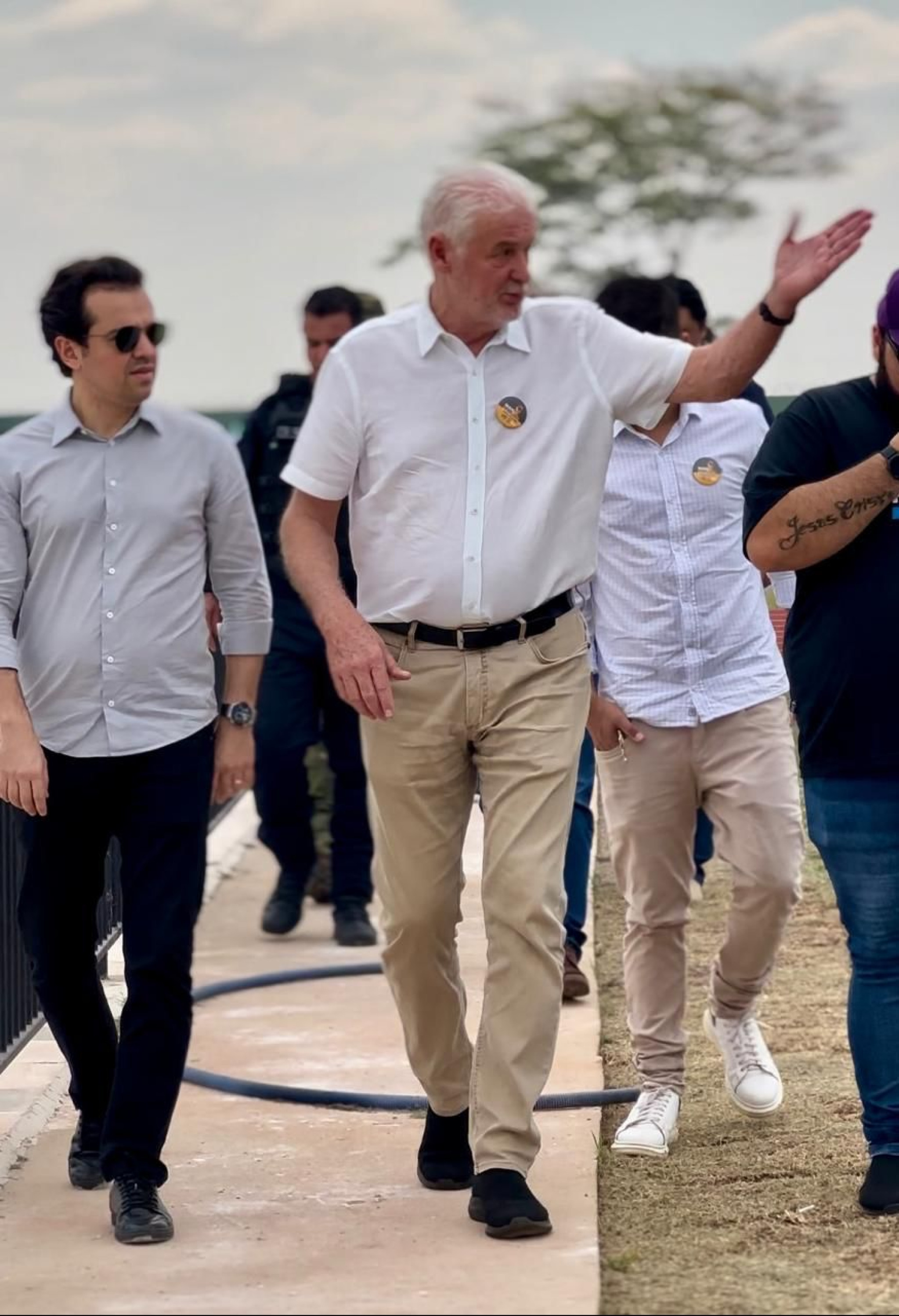 Deputado Guerra (União) percorre região do Parque de Ilha Grande para verificar transtornos causados pelas queimadas