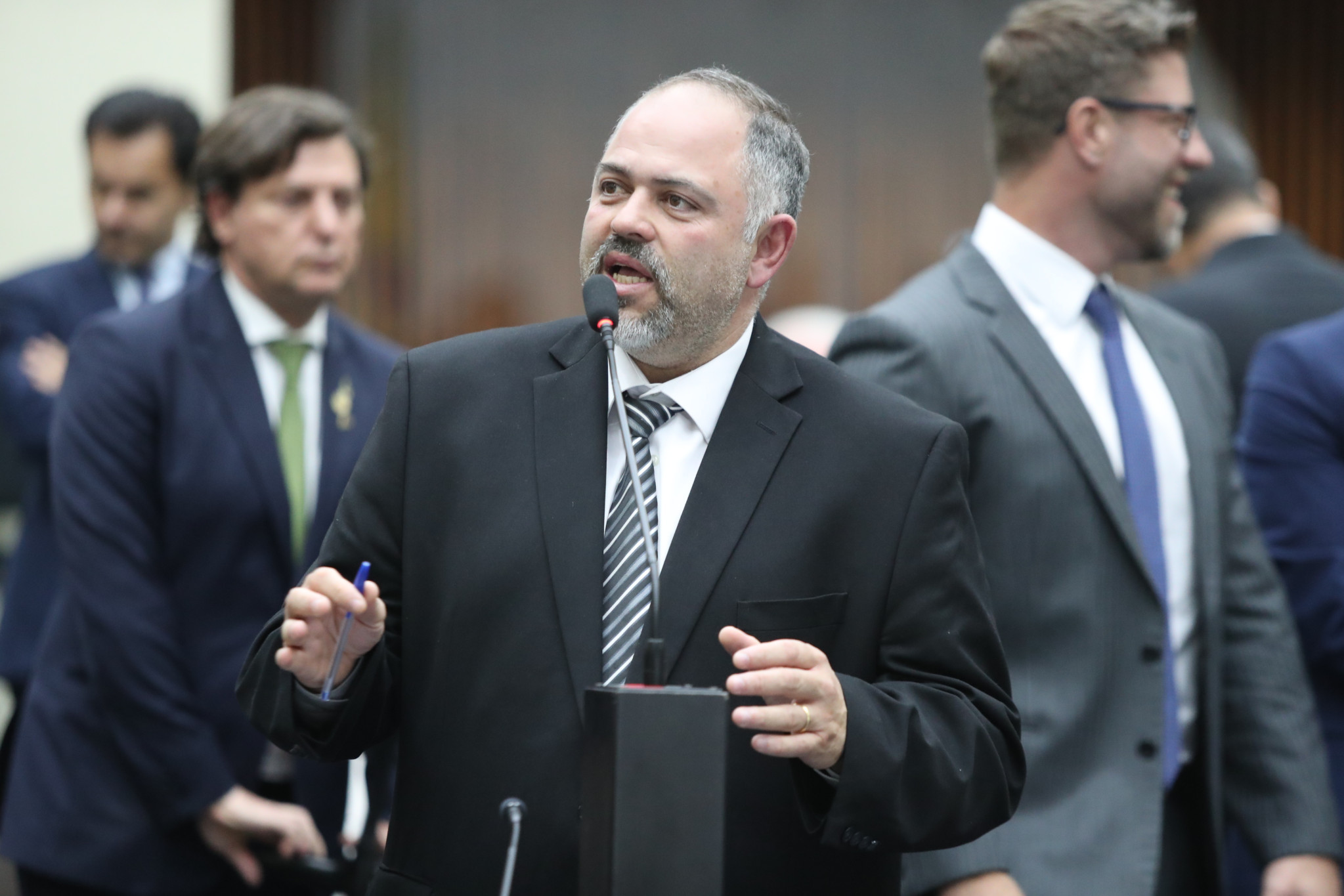 Deputado Artagão Júnior (PSD) destaca ações rápidas do Governo do Estado e pede atenção a outros municípios afetados pelo tornado