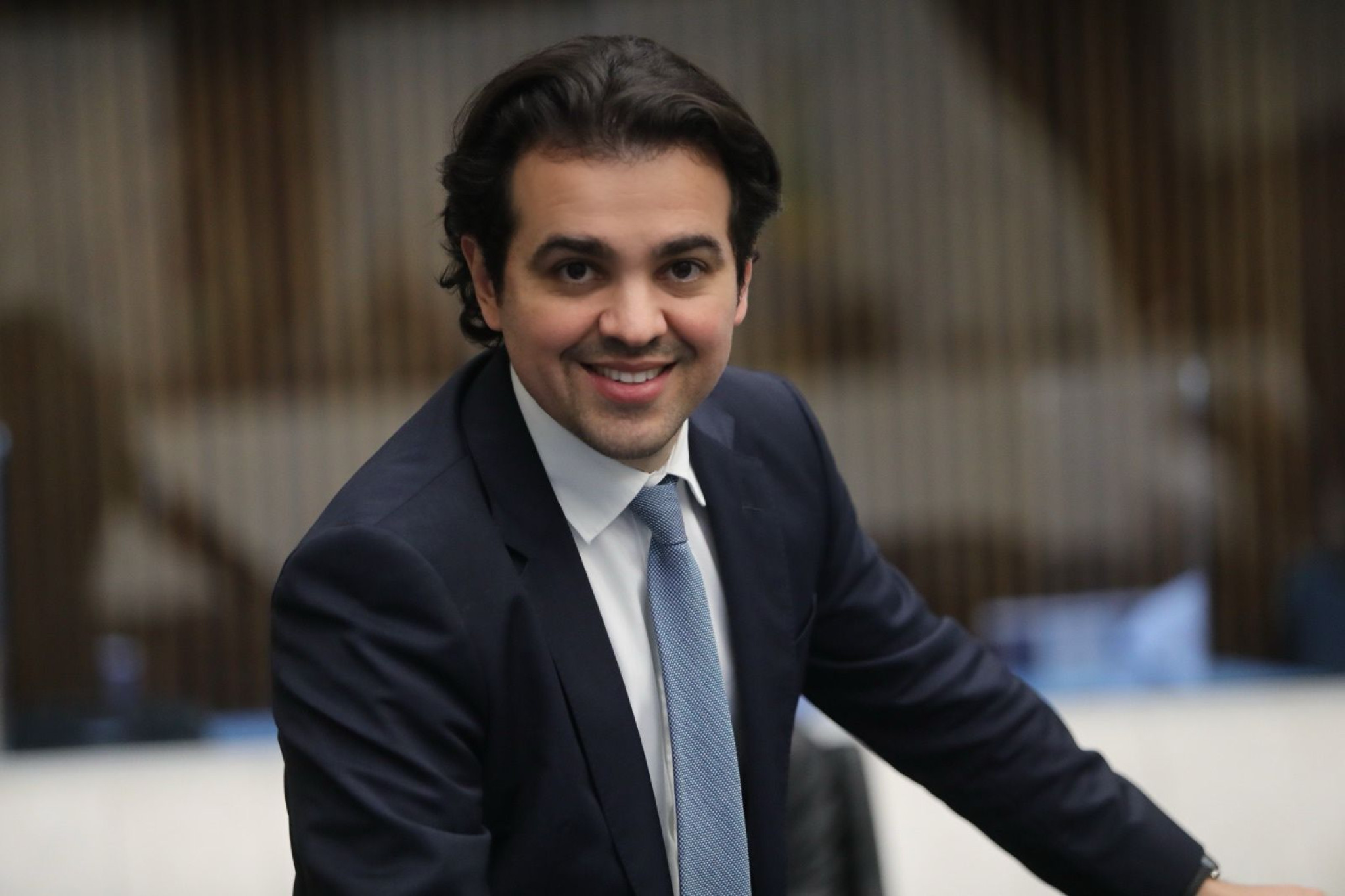 Deputado Luiz Fernando Guerra (União) relata proposta que assegura assentos exclusivos para mulheres em ônibus intermunicipais