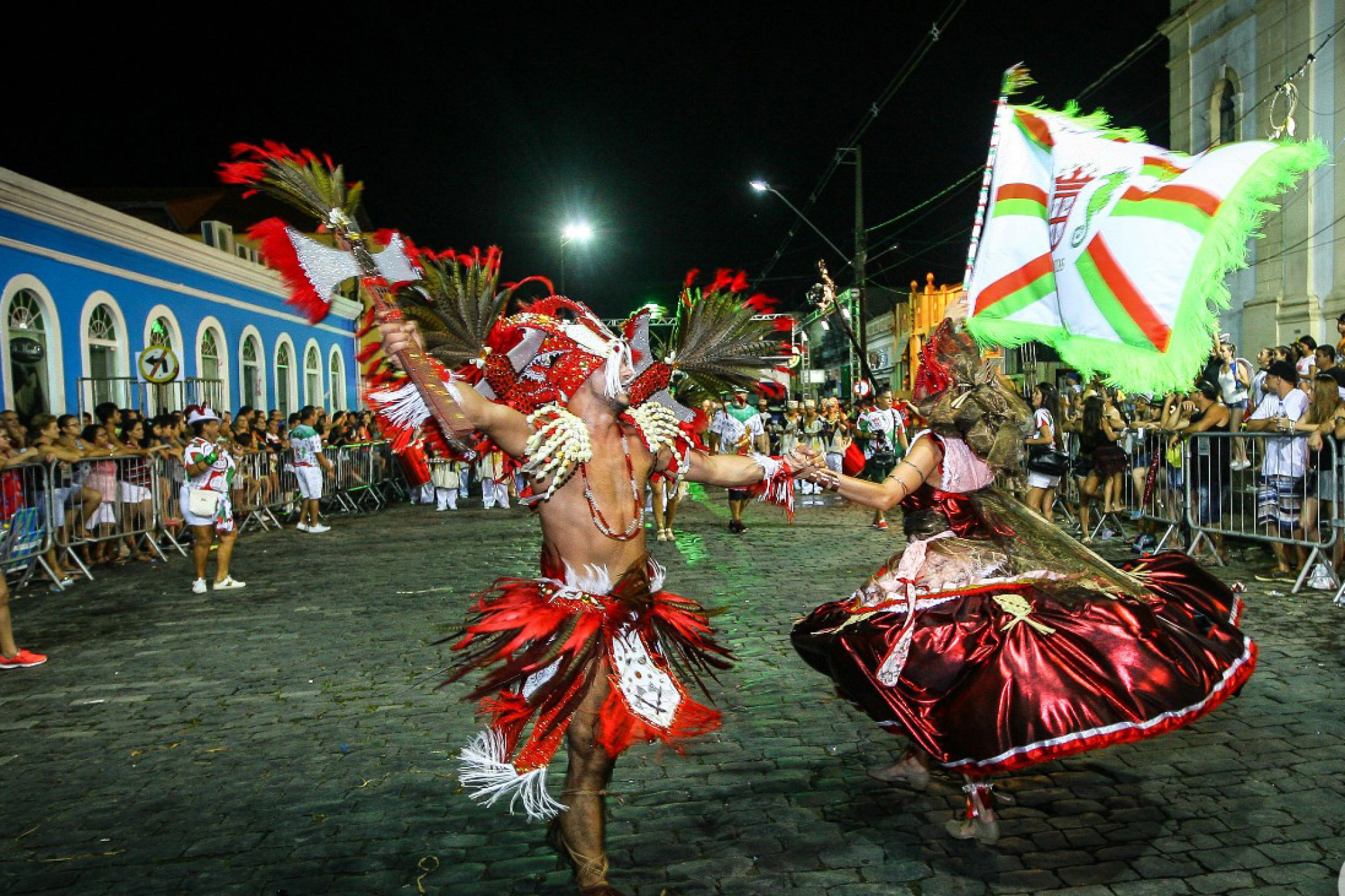 Leis estaduais garantem tranquilidade e proteção para os paranaenses aproveitar o Carnaval