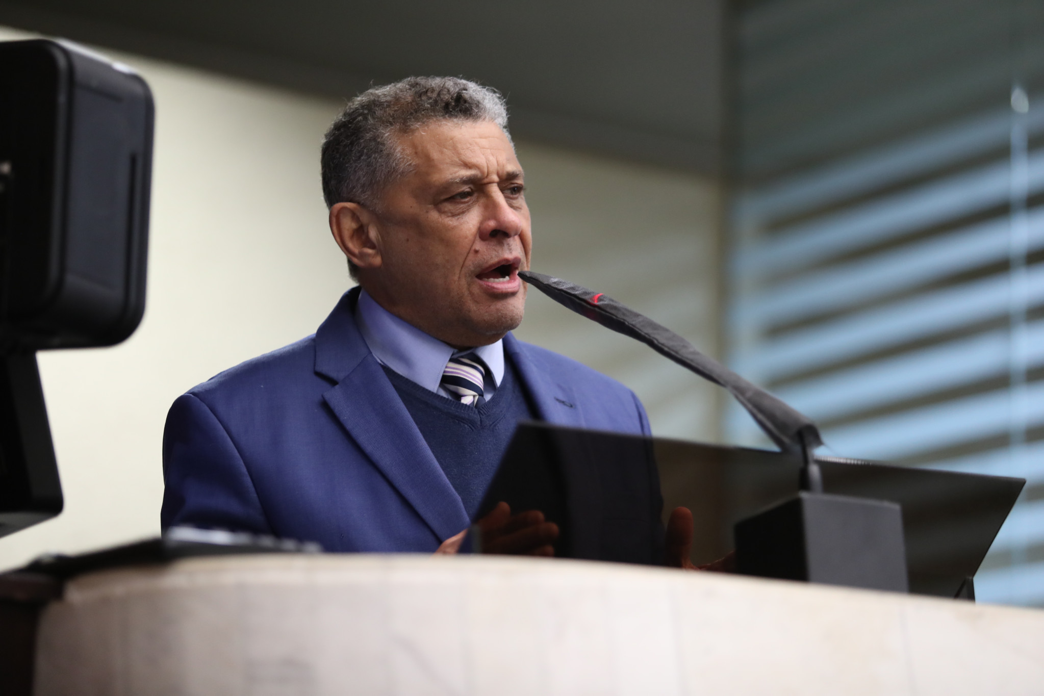 Deputado pede o fim da violência conta caminhoneiros em Paranaguá