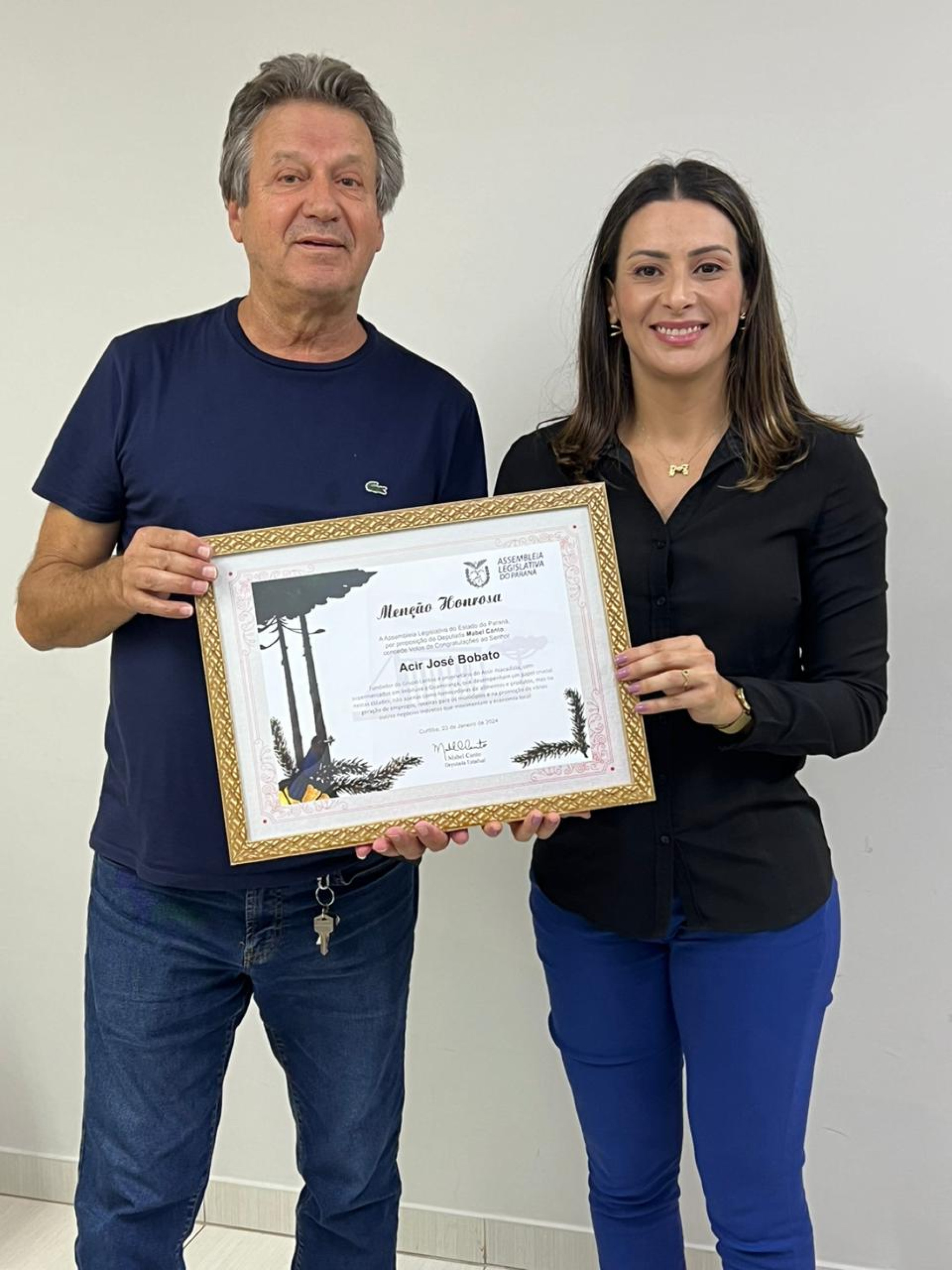 Deputada Mabel Canto (PSDB) entrega menção honrosa a empresário de Imbituva