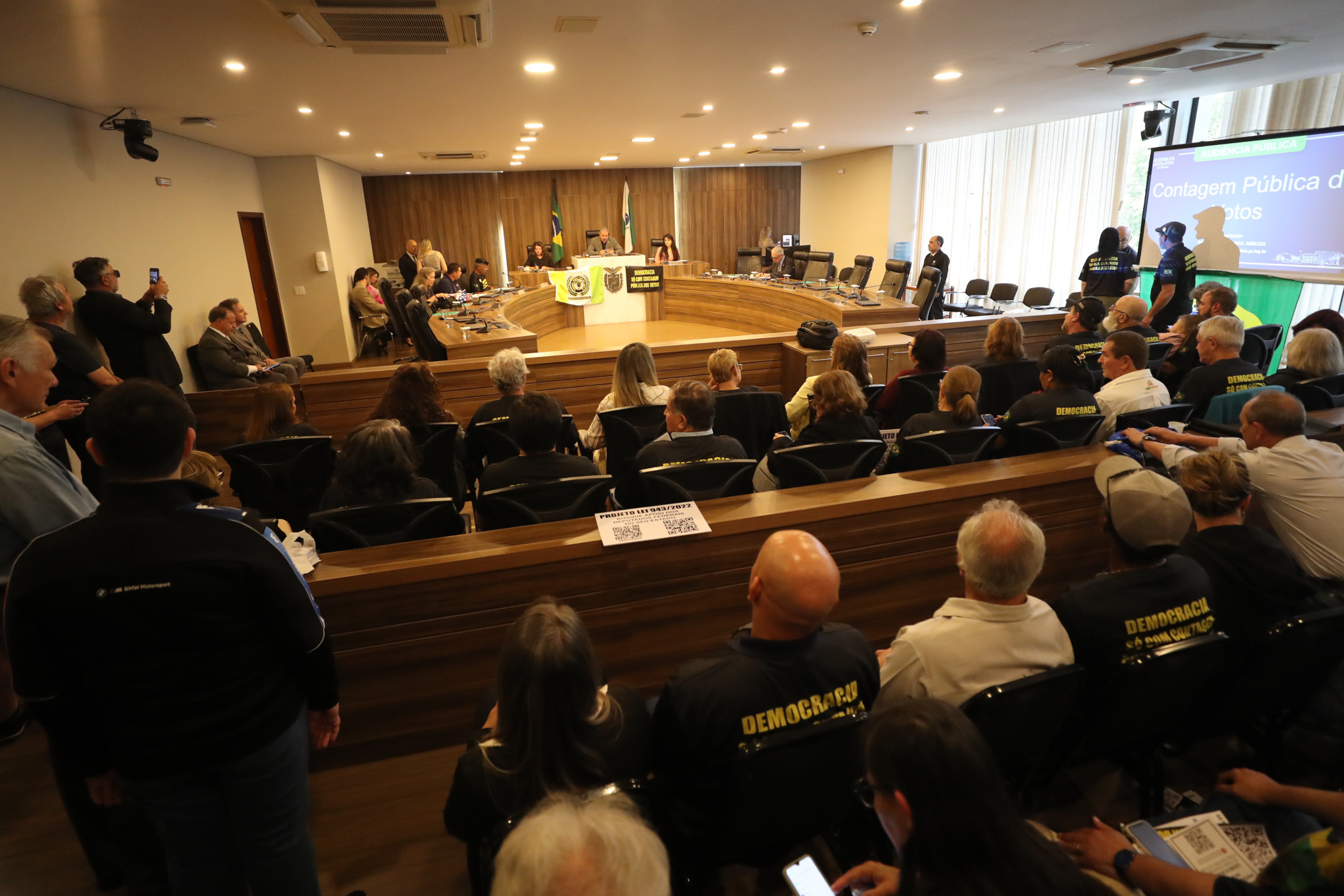 Audiência debate contagem pública de votos em nome da transparência