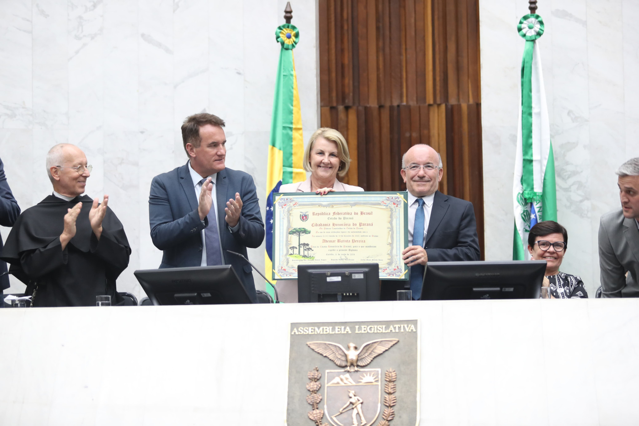 Empresário Ademar Batista Pereira recebe título de Cidadão Honorário do Paraná