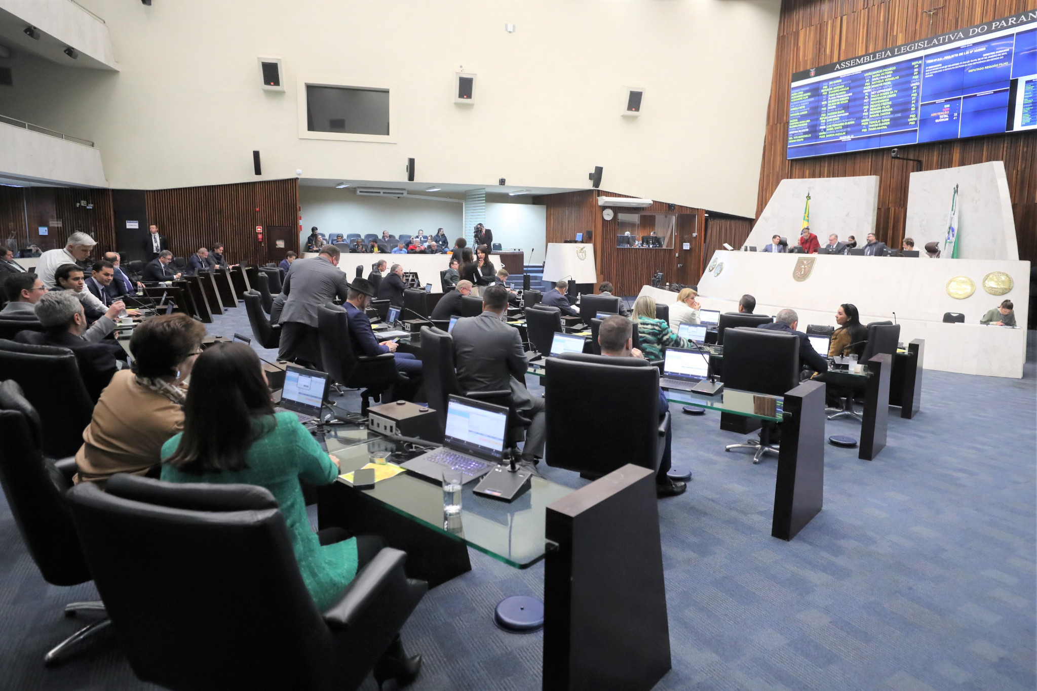 Projeto que institui Economia Circular no Paraná avança na Assembleia