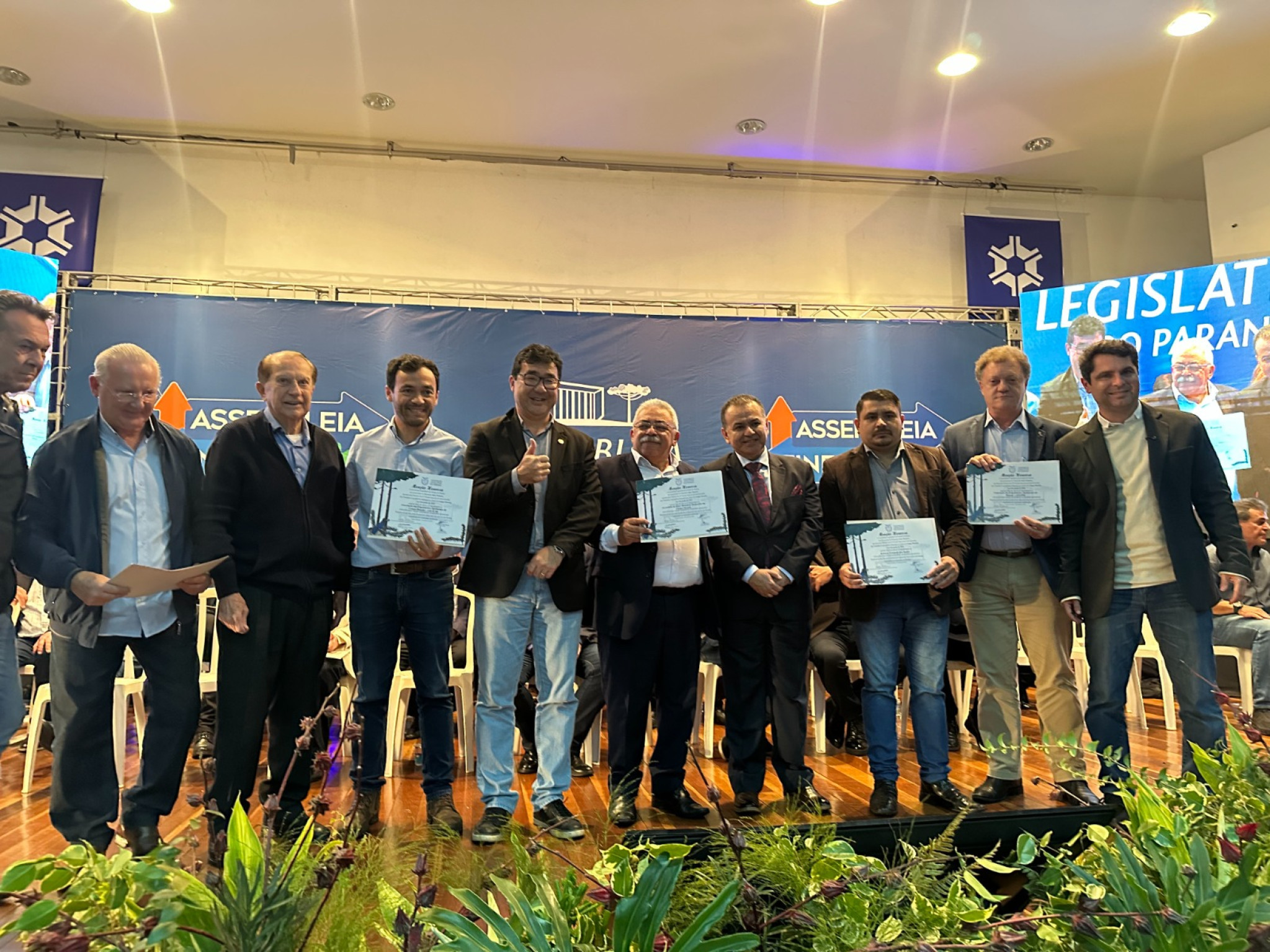 Deputado Jairo Tamura (PL) homenageia entidades da engenharia agronômica na Assembleia Itinerante