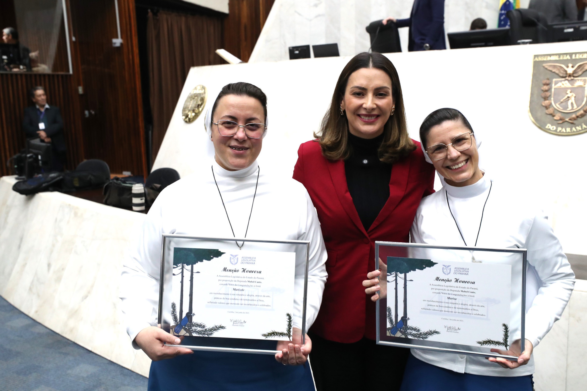 Vocação: deputada Mabel Canto (PP) entrega Menção Honrosa às irmãs Marizele e Marisa