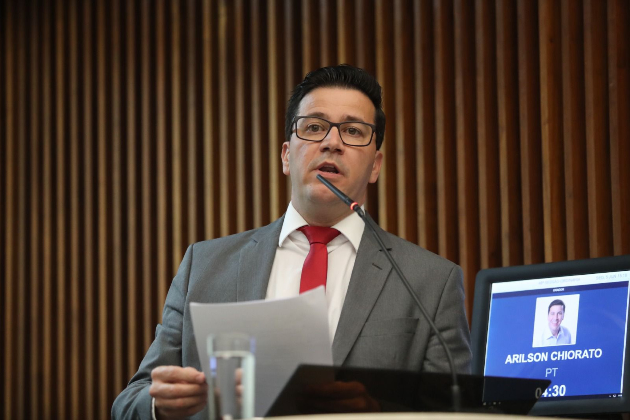 Deputado Arilson Chiorato (PT) acusa Copel de praticar violência política com nova medida judicial