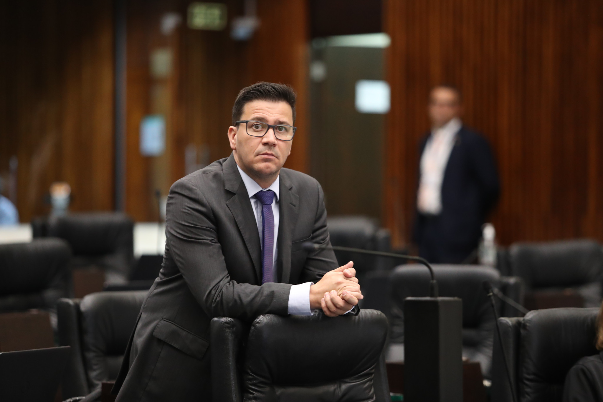 Oposição vai apresentar Ação Direta de Inconstitucionalidade para barrar lei que proíbe o passaporte da vacina