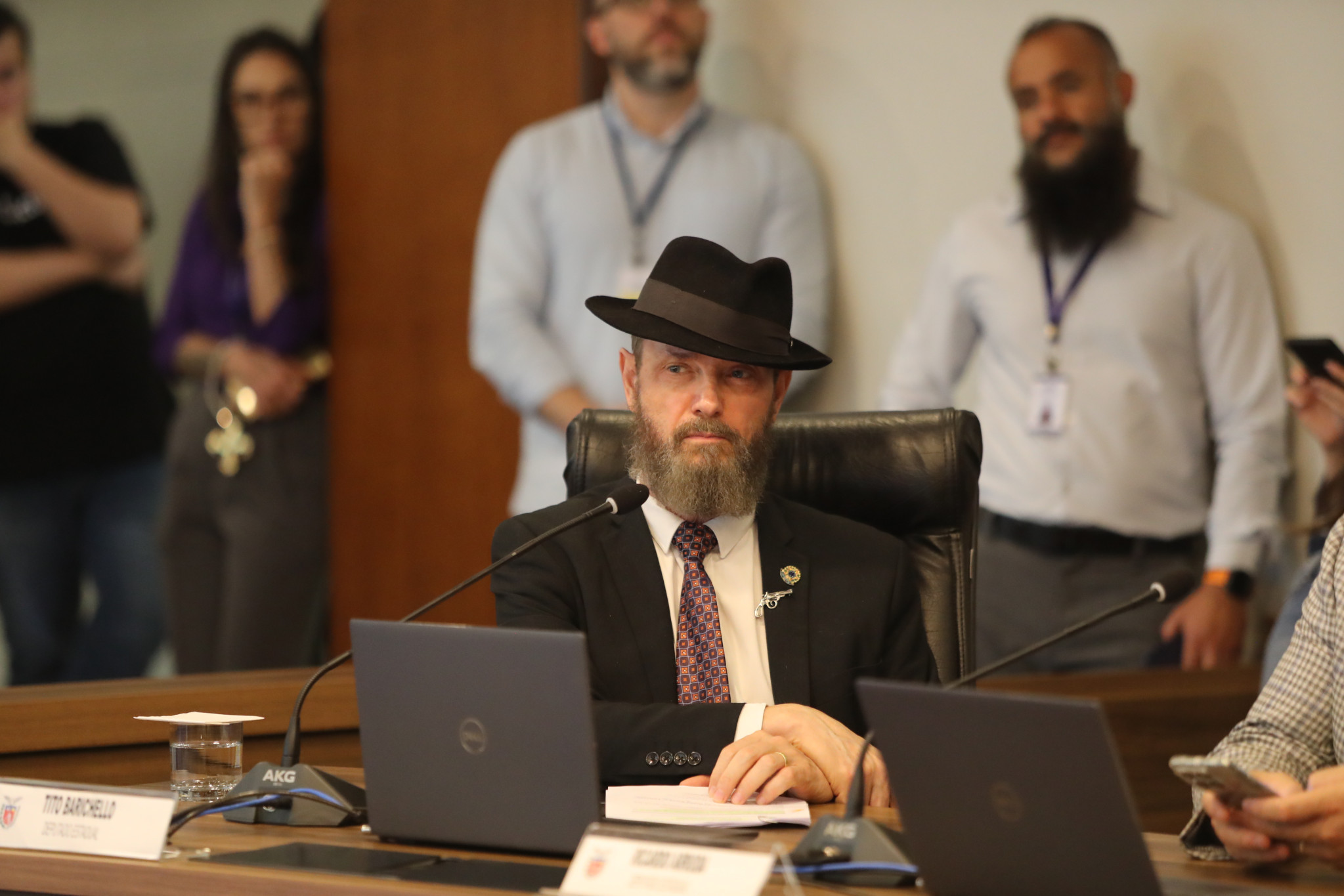 Deputado Tito Barichello (União) alerta para risco de intoxicação por metanol e apoia projeto sobre informações de bebidas