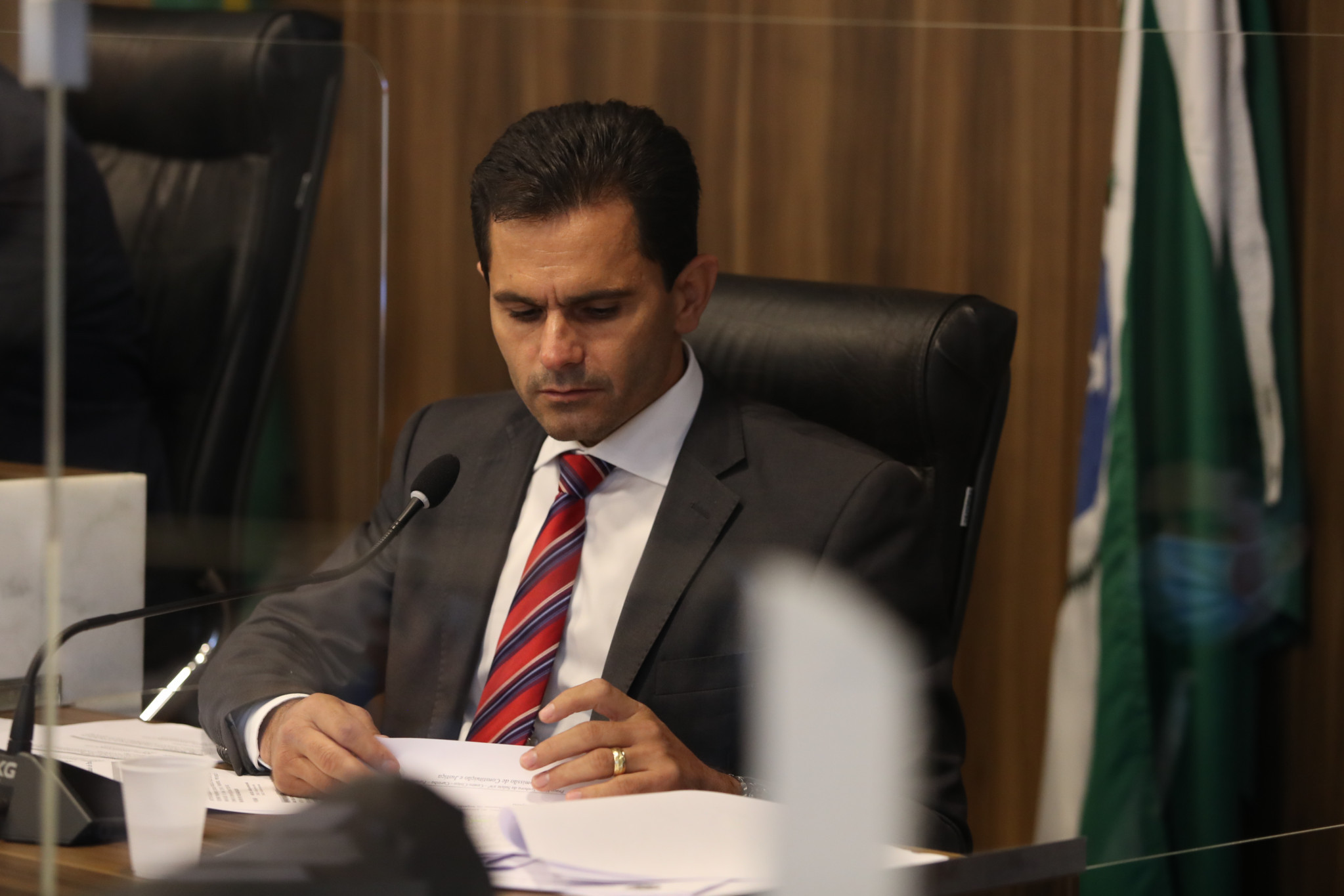Projeto que determina informações sobre validade de produtos cárneos avança em Comissão