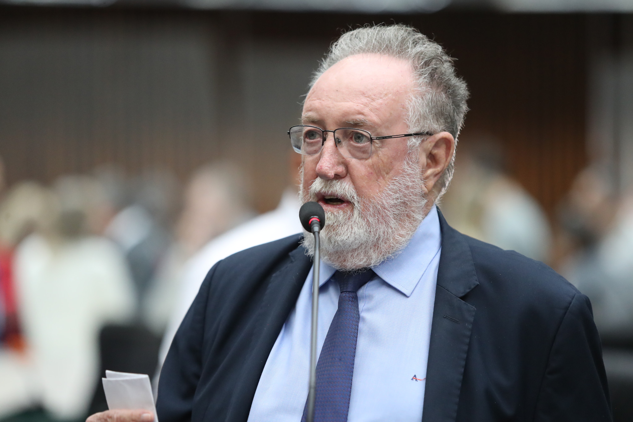 Deputado Tercilio Turini (MDB) questiona posição do TCE sobre cobrança de água na produção rural