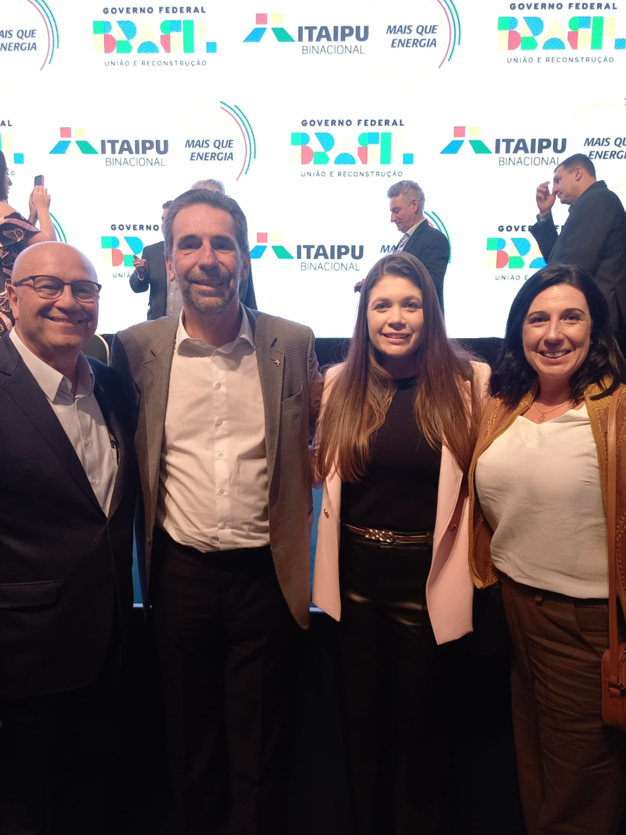 Itaipu faz história nas cidades do Paraná, afirma deputado Luiz Claudio Romanelli (PSD)