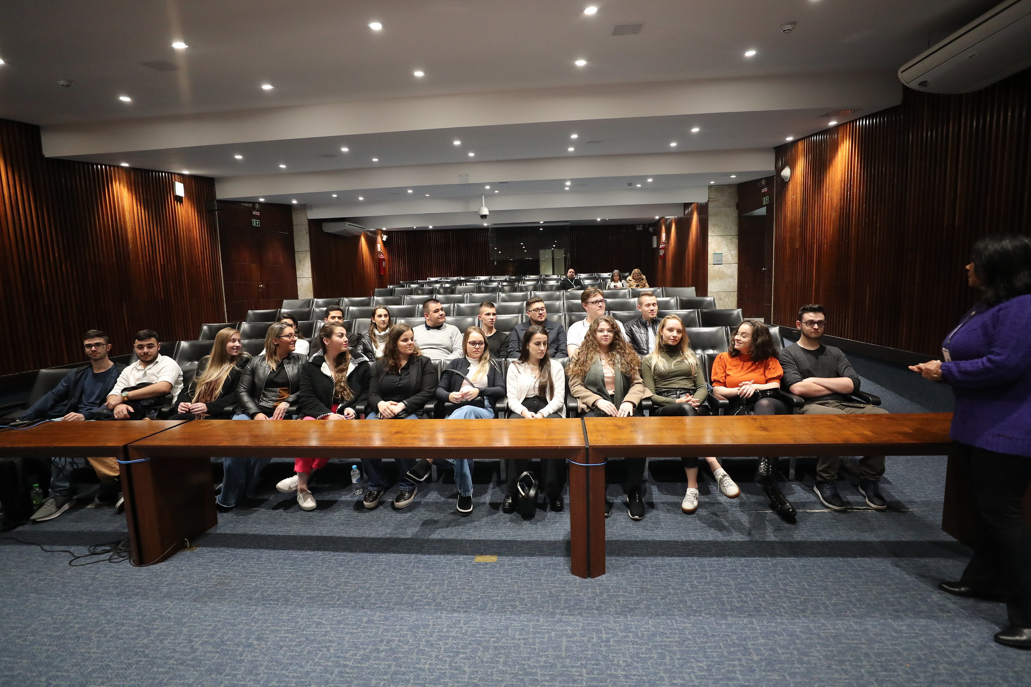 Acadêmicos de Santa Catarina visitam a Assembleia