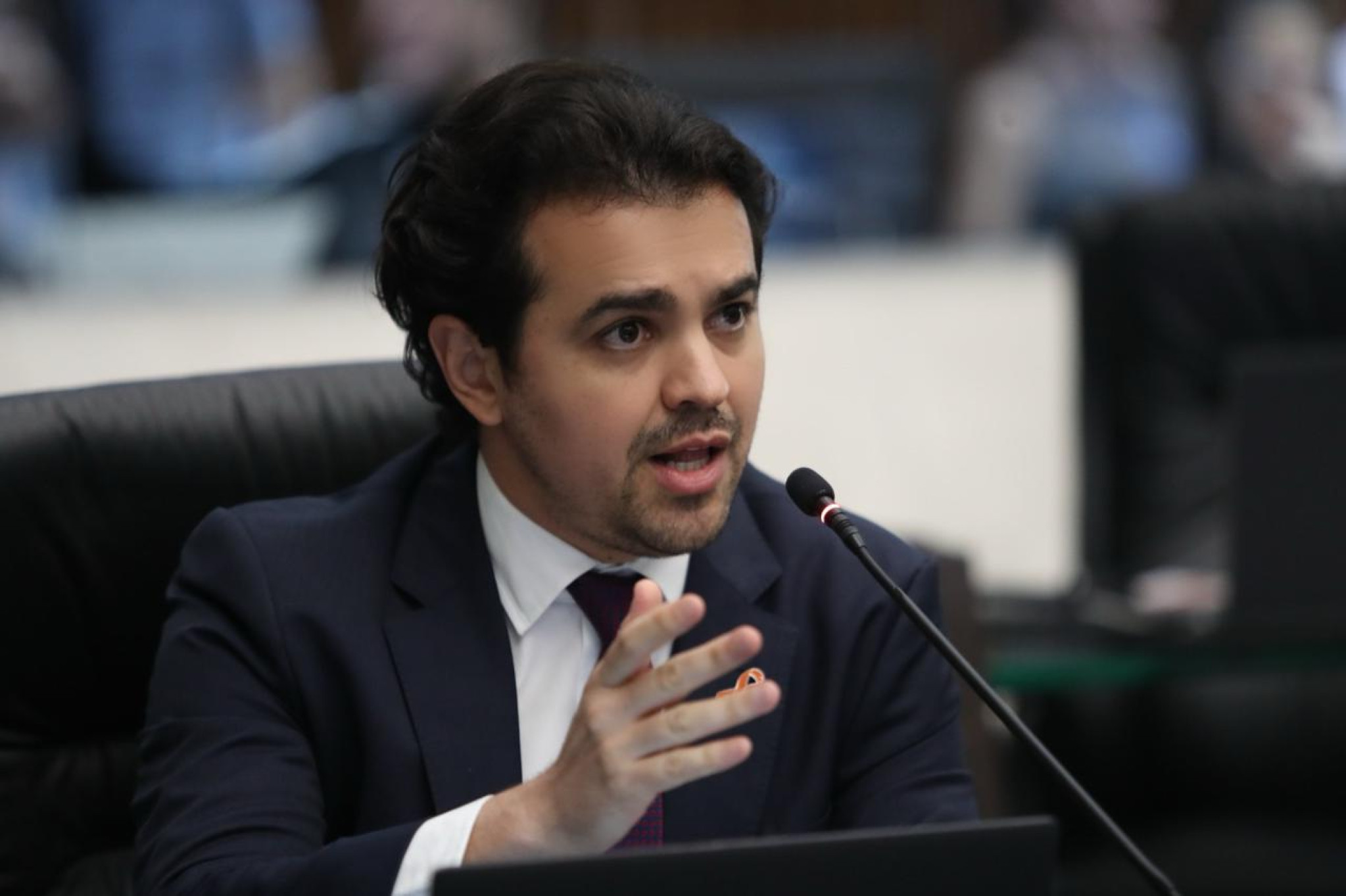 Em discurso no Plenário, deputado Luiz Fernando Guerra pede melhorias para caminhoneiros do Paraná