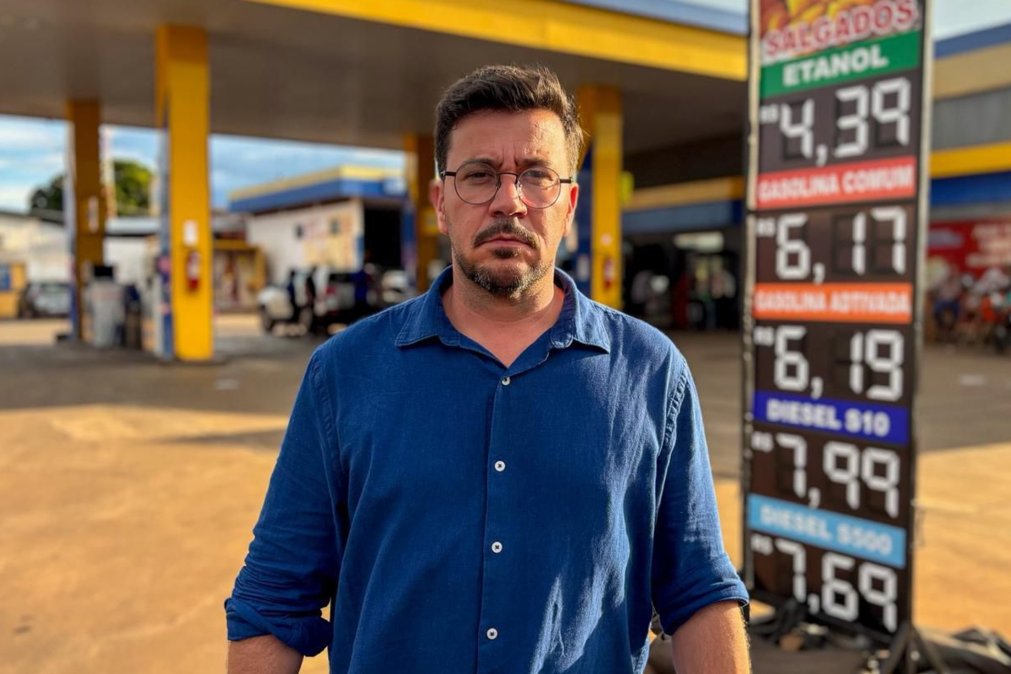 Deputado Arilson (PT) destaca ações do Governo Lula para conter alta dos combustíveis e defende reestatização da BR Distribuidora