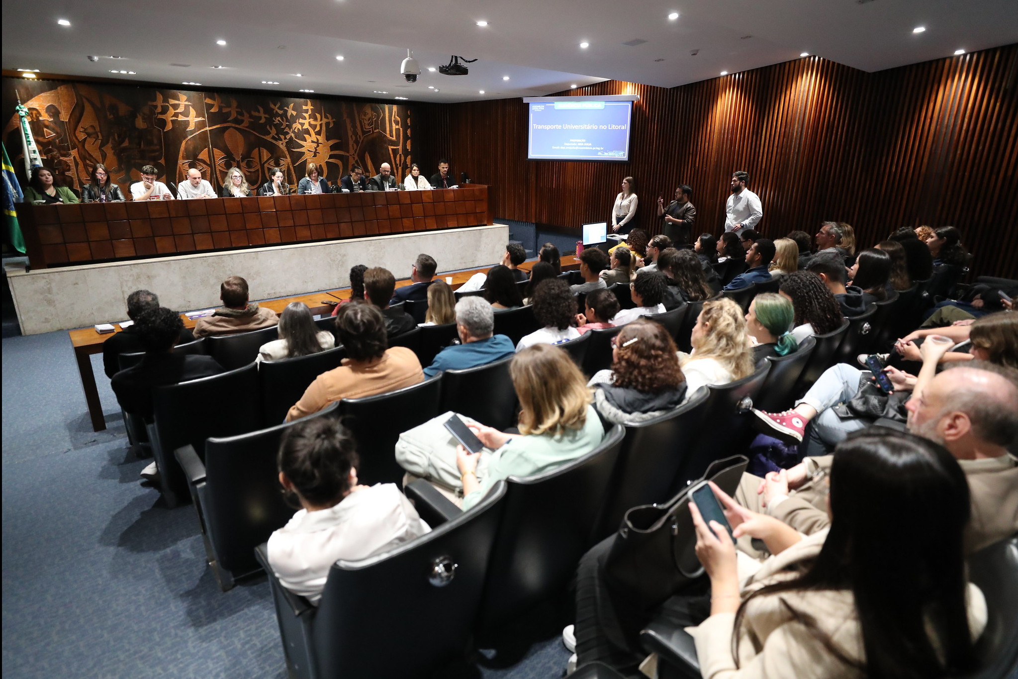 Audiência Pública debate carências no transporte de universitários no litoral paranaense