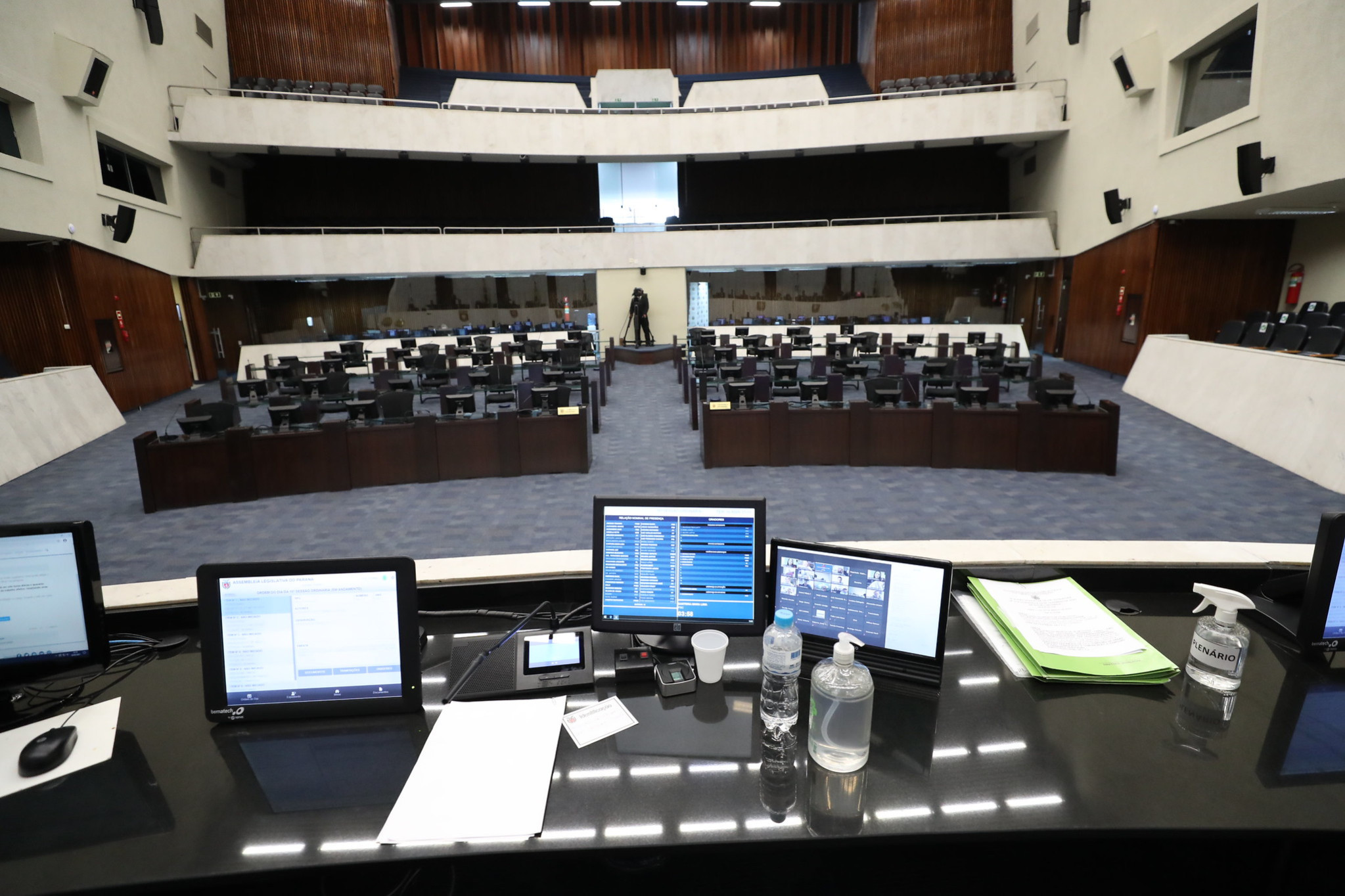 Projeto que pune em até R$ 112 mil os atos racistas cometidos nos estádios volta à pauta da Assembleia