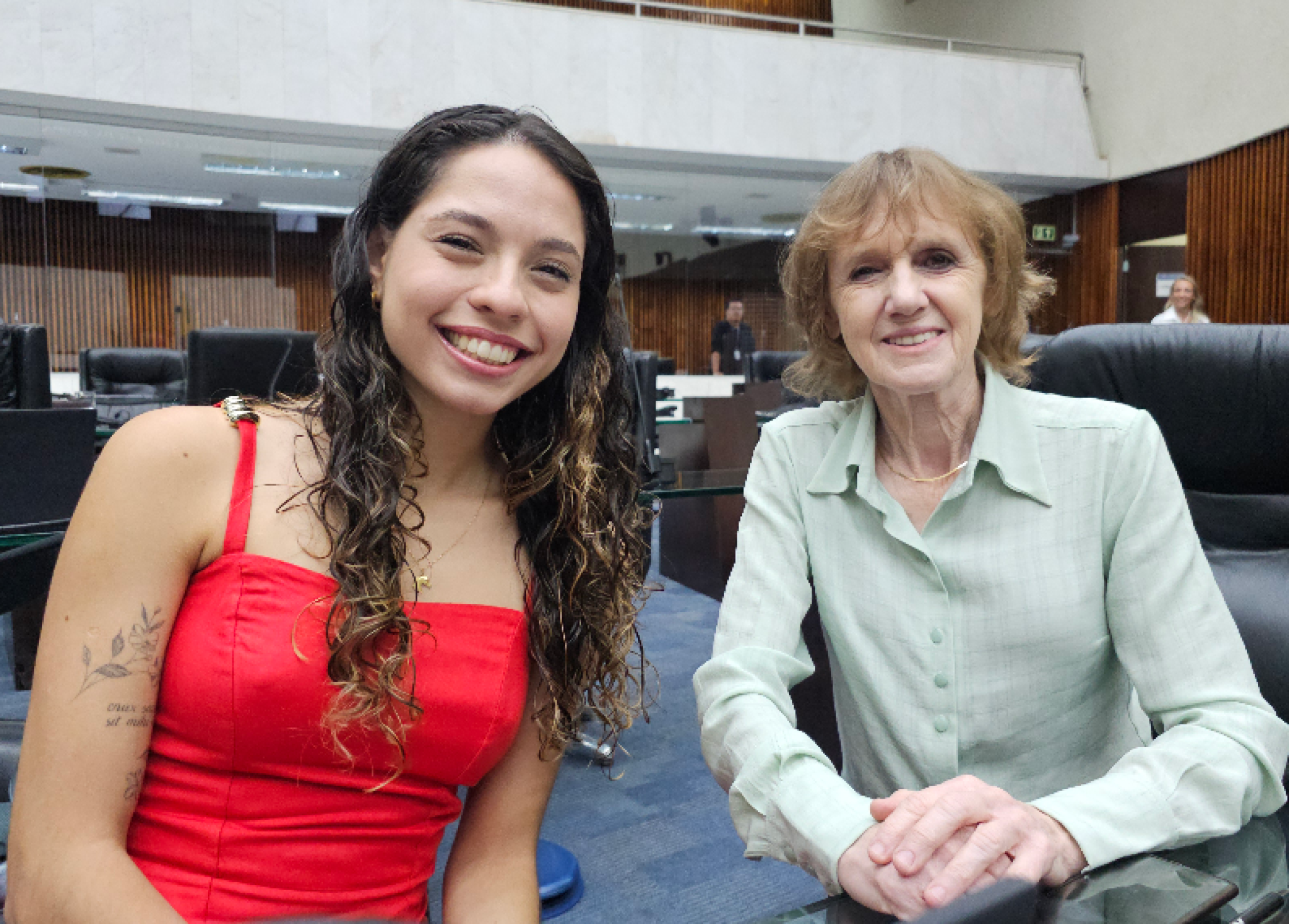 Deputadas Luciana Rafagnin e Ana Júlia assumem liderança do Bloco PT-PDT na Assembleia