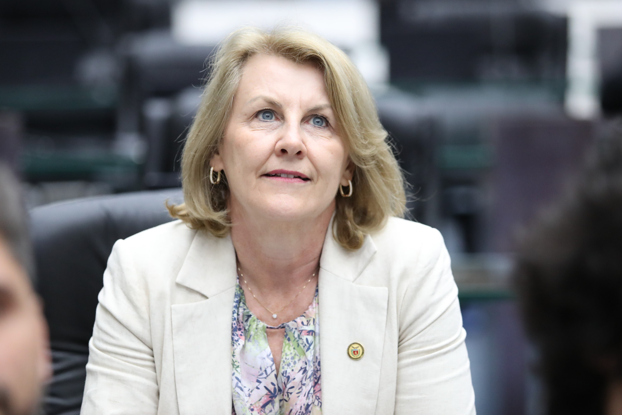 Deputada destaca mudança que barateia preço de remédios no Paraná