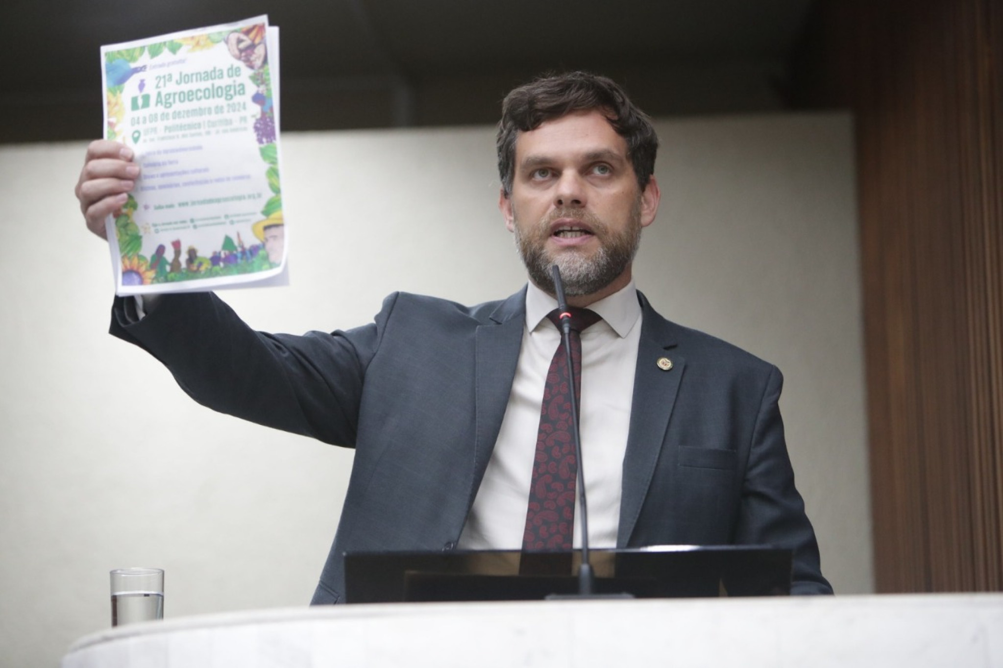 “2024 foi marcado por atuação em favor de pautas fundamentais aos paranaenses. Em 2025, vamos intensificar essas lutas", diz Goura (PDT)