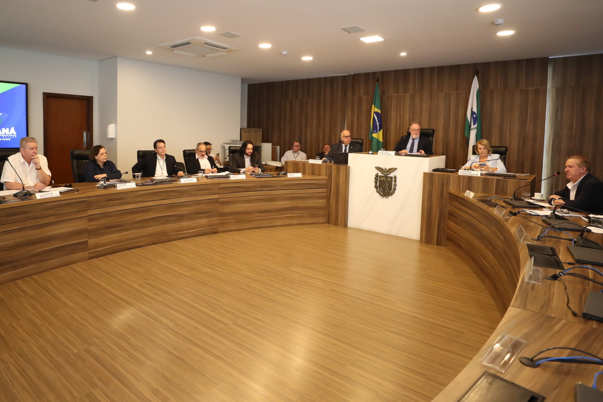 Samu e mortalidade materno-infantil marcam prestação de contas da Sesa na Assembleia sobre o último quadrimestre de 2025