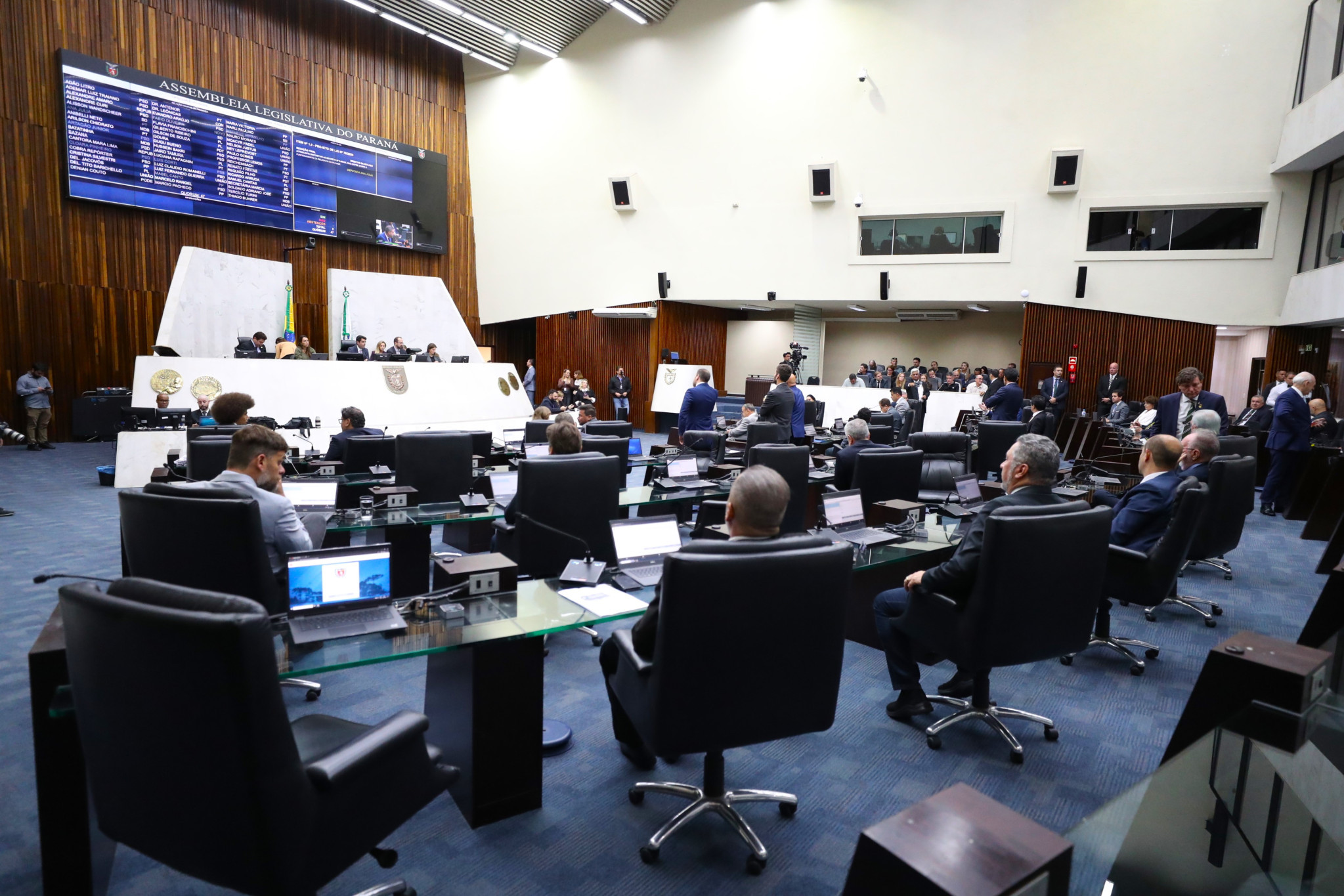 Assembleia Legislativa conclui tramitação de projeto que altera lei da desestatização da Celepar