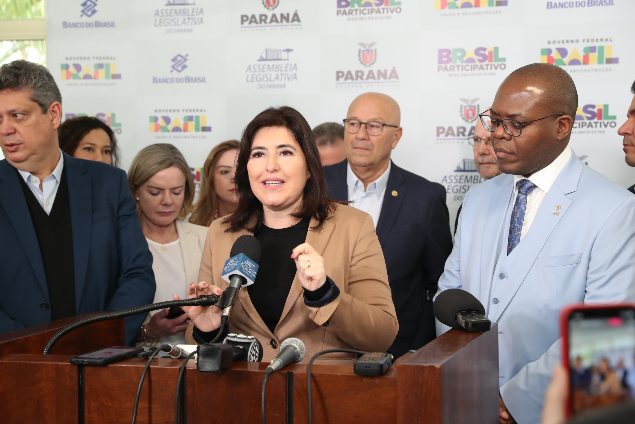 Aprovação da reforma tributária terá efeito imediato no PIB e na industrialização, diz ministra do Planejamento