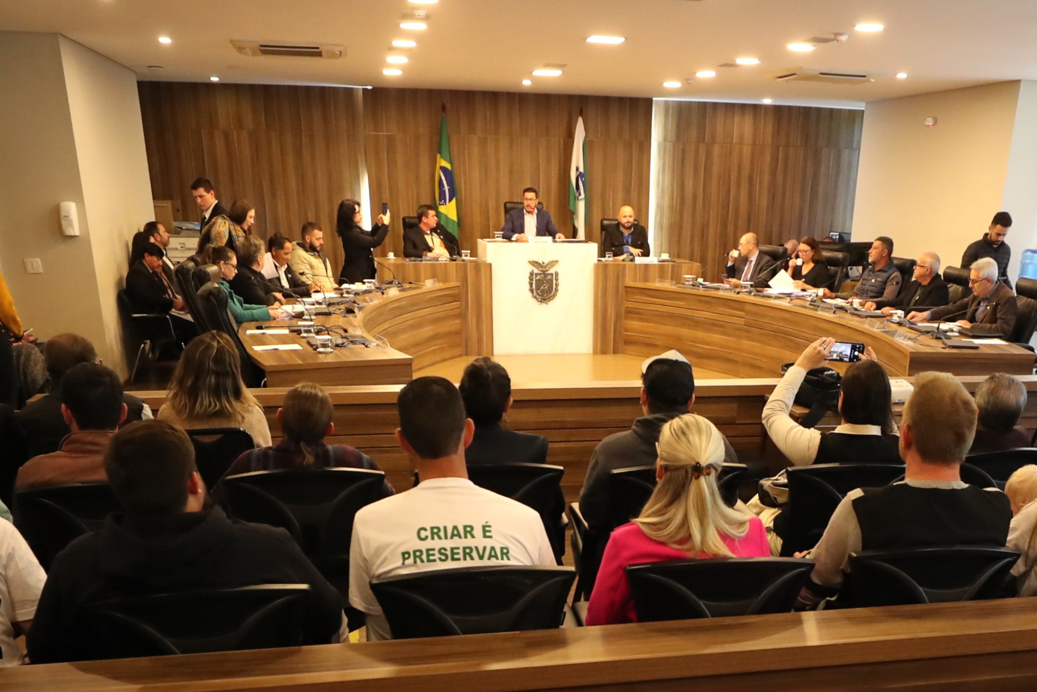 Projeto que trata do manejo e comercialização de animais silvestres divide ativistas e criadores