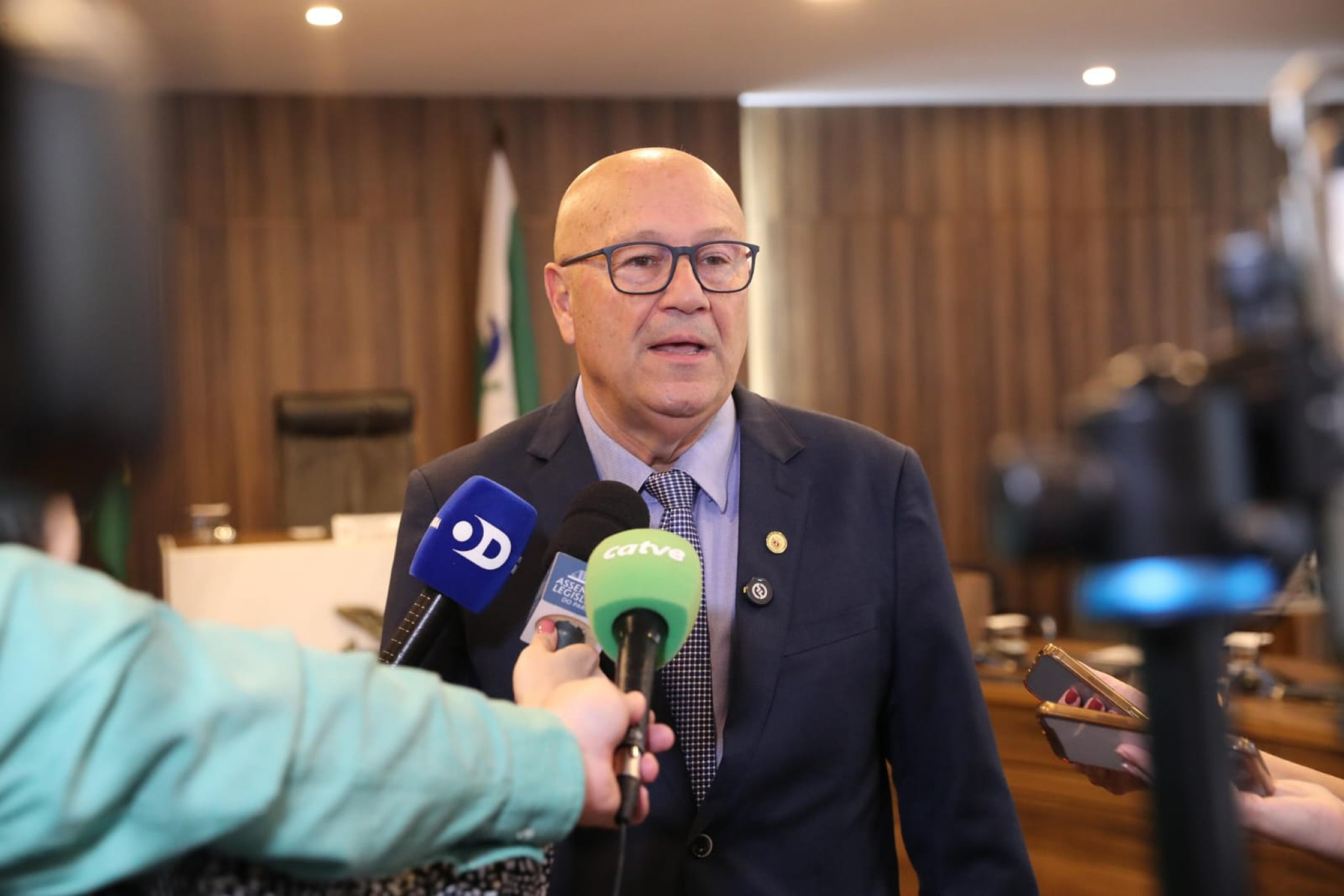 "É um grande avanço", diz deputado Luiz Claudio Romanelli (PSD) sobre projeto que proíbe cigarros eletrônicos no Brasil