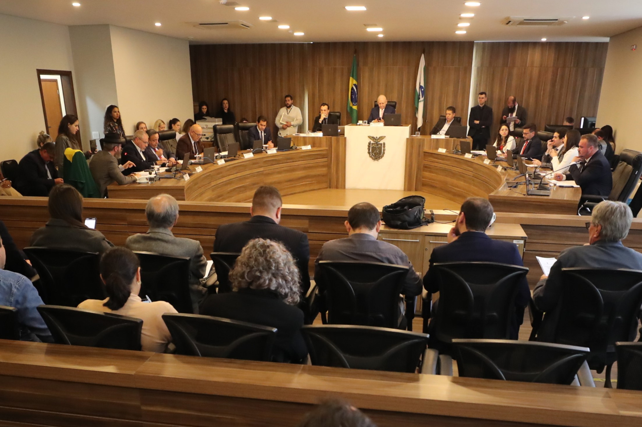 CCJ aprova propostas que garantem avanços em áreas como saúde e saneamento