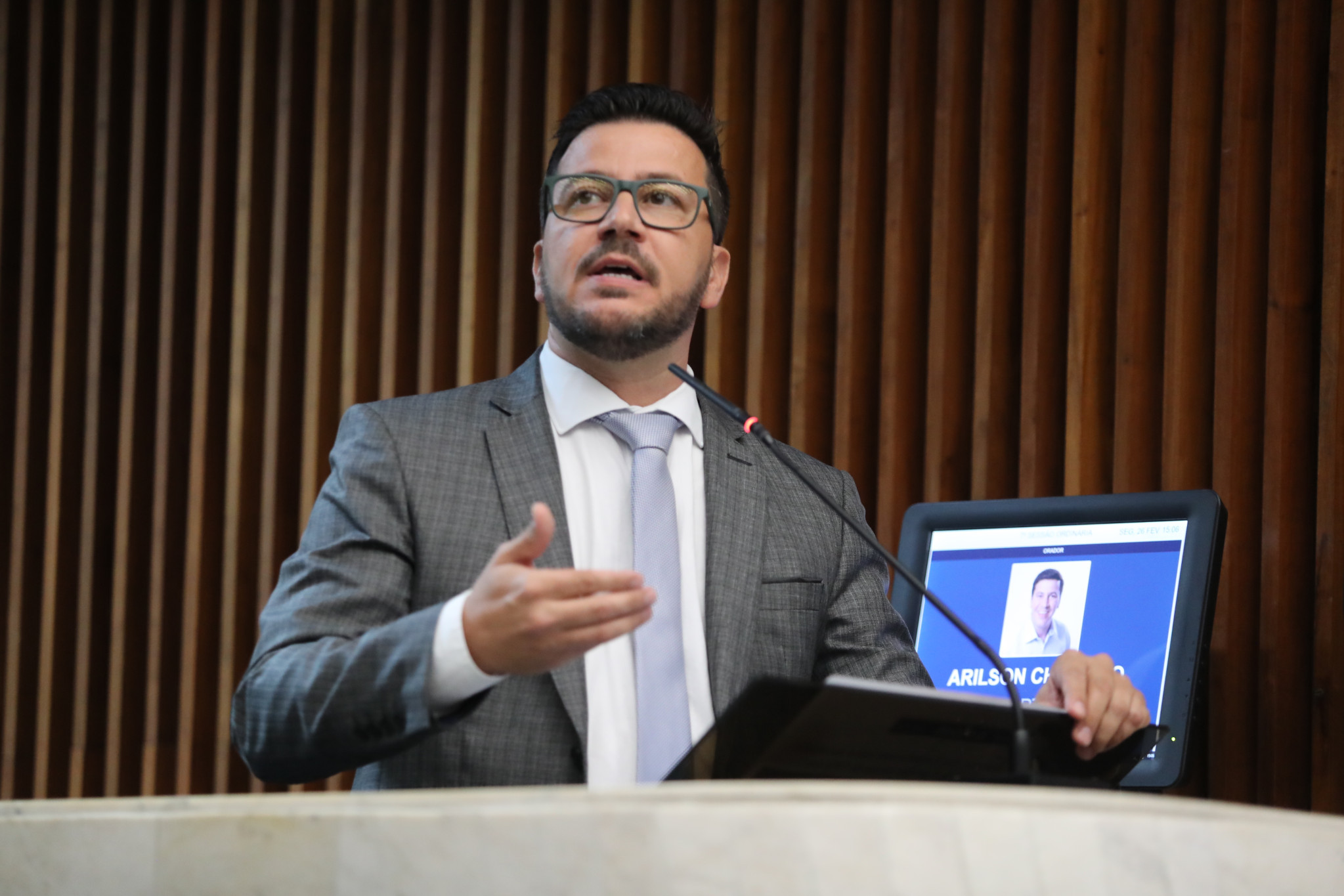 Deputado Arilson Chiorato (PT) denuncia a falta de aplicação de recursos previstos para a prevenção da dengue no Paraná