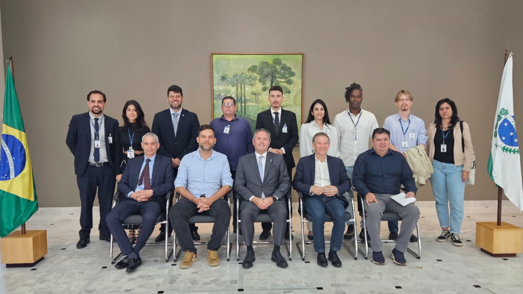 Após reunião com deputados, presidente do TJPR diz que este não é o momento para ações de reintegração de posse