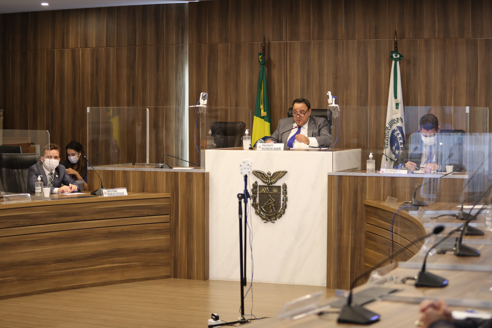 Projeto que concede auxílio a empresas que mantêm jovens aprendizes avança na Assembleia
