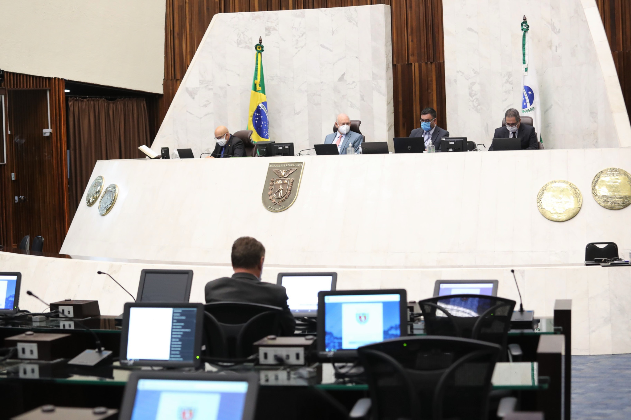 Programa Nossa Gente Paraná é aprovado na Assembleia