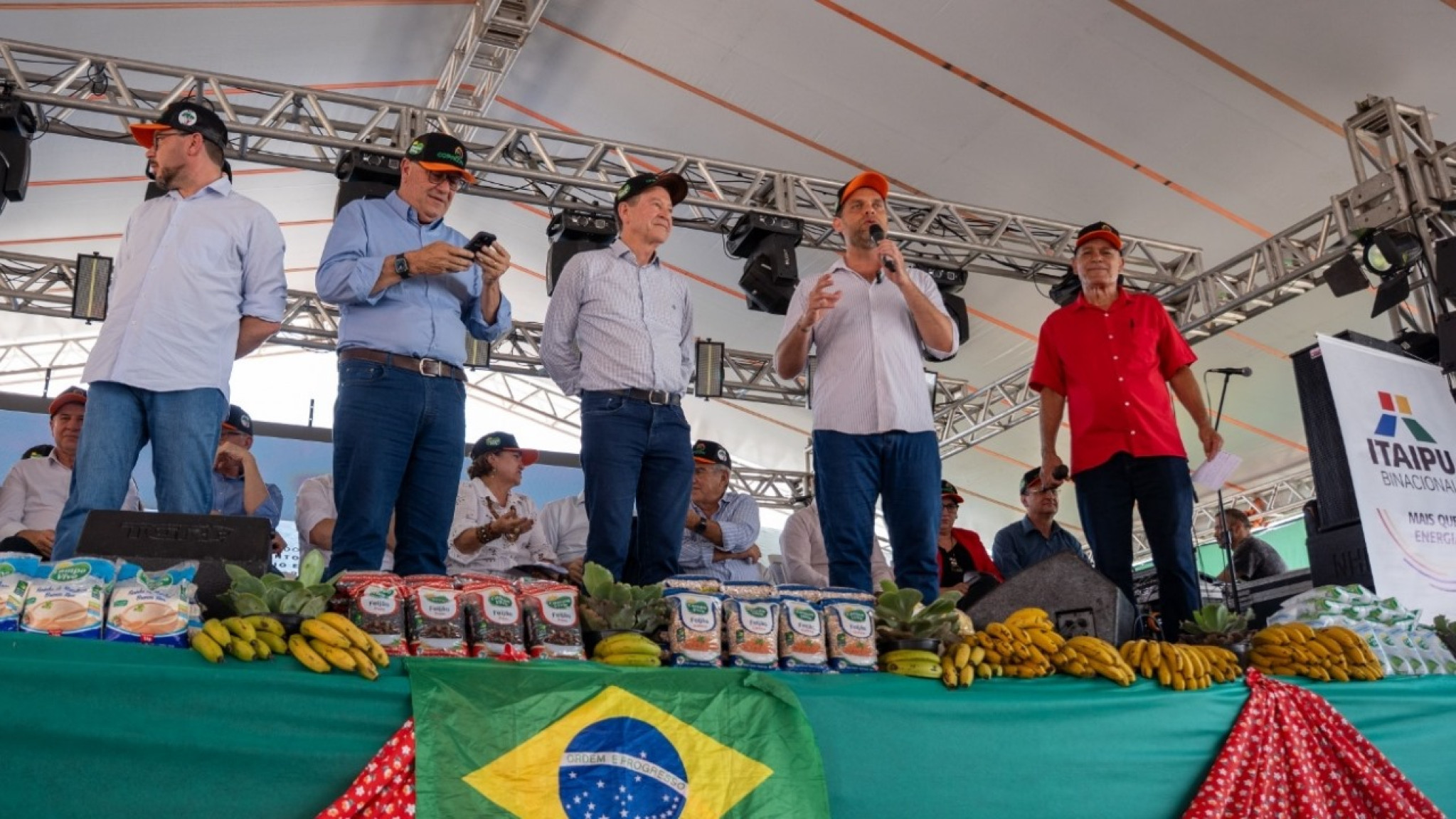 Deputado Goura (PDT) destaca inauguração da fábrica de feijão agroecológico da Copacon, em Londrina