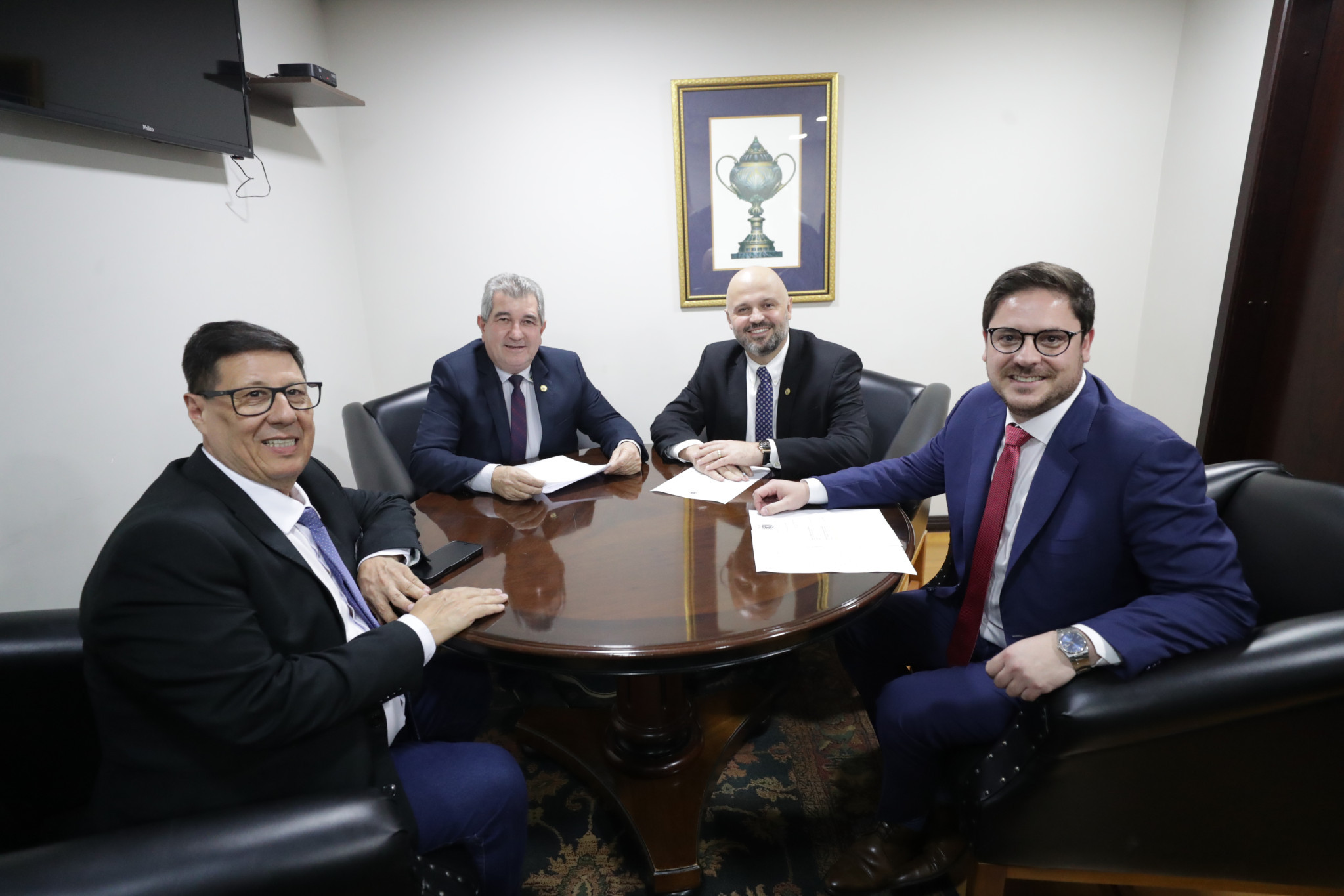 Comissão de Esportes aprova projetos para promover e reconhecer o potencial do ciclismo no estado