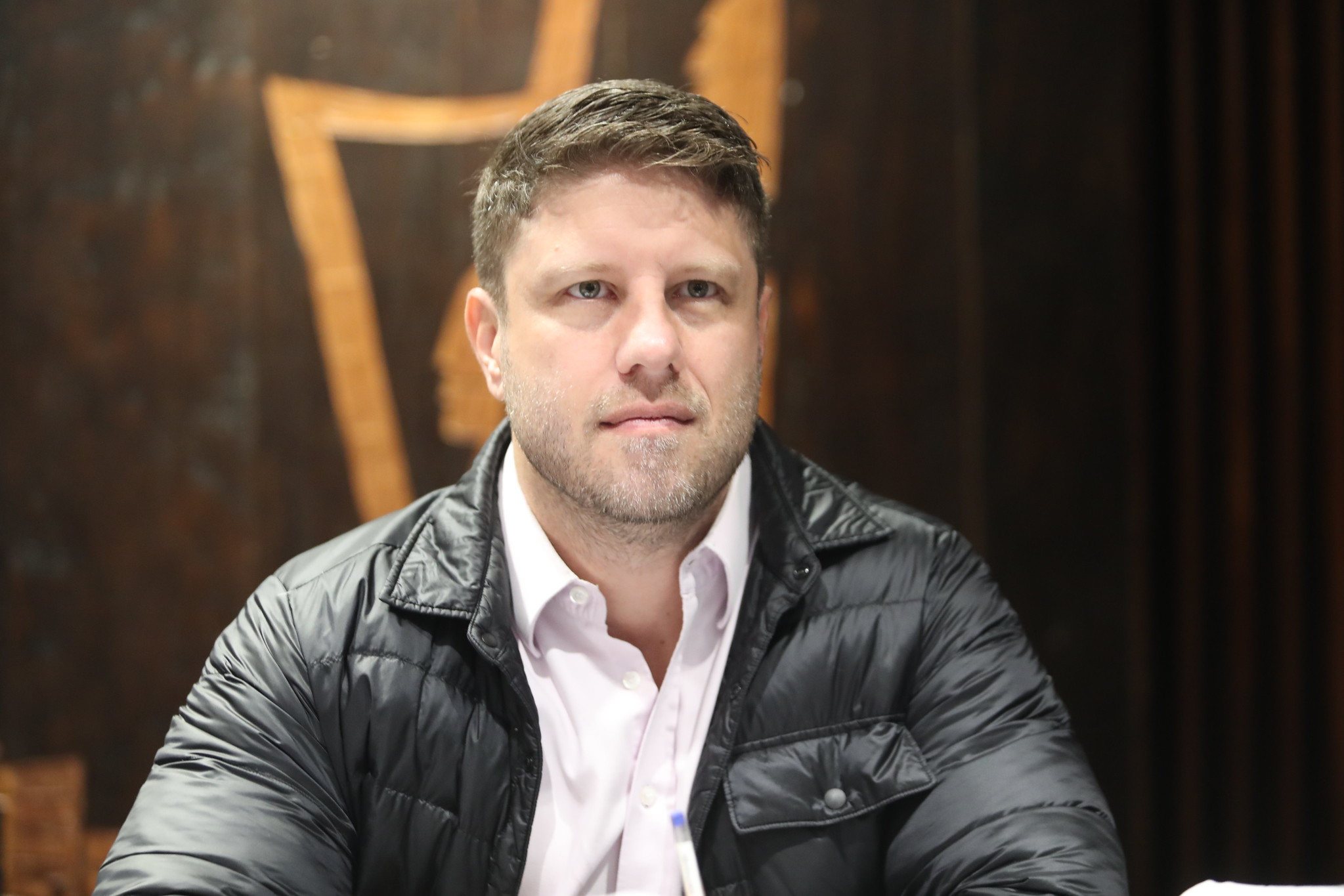 Deputado Requião Filho (PT) é o primeiro parlamentar a usar ChatGPT para criar um projeto de lei