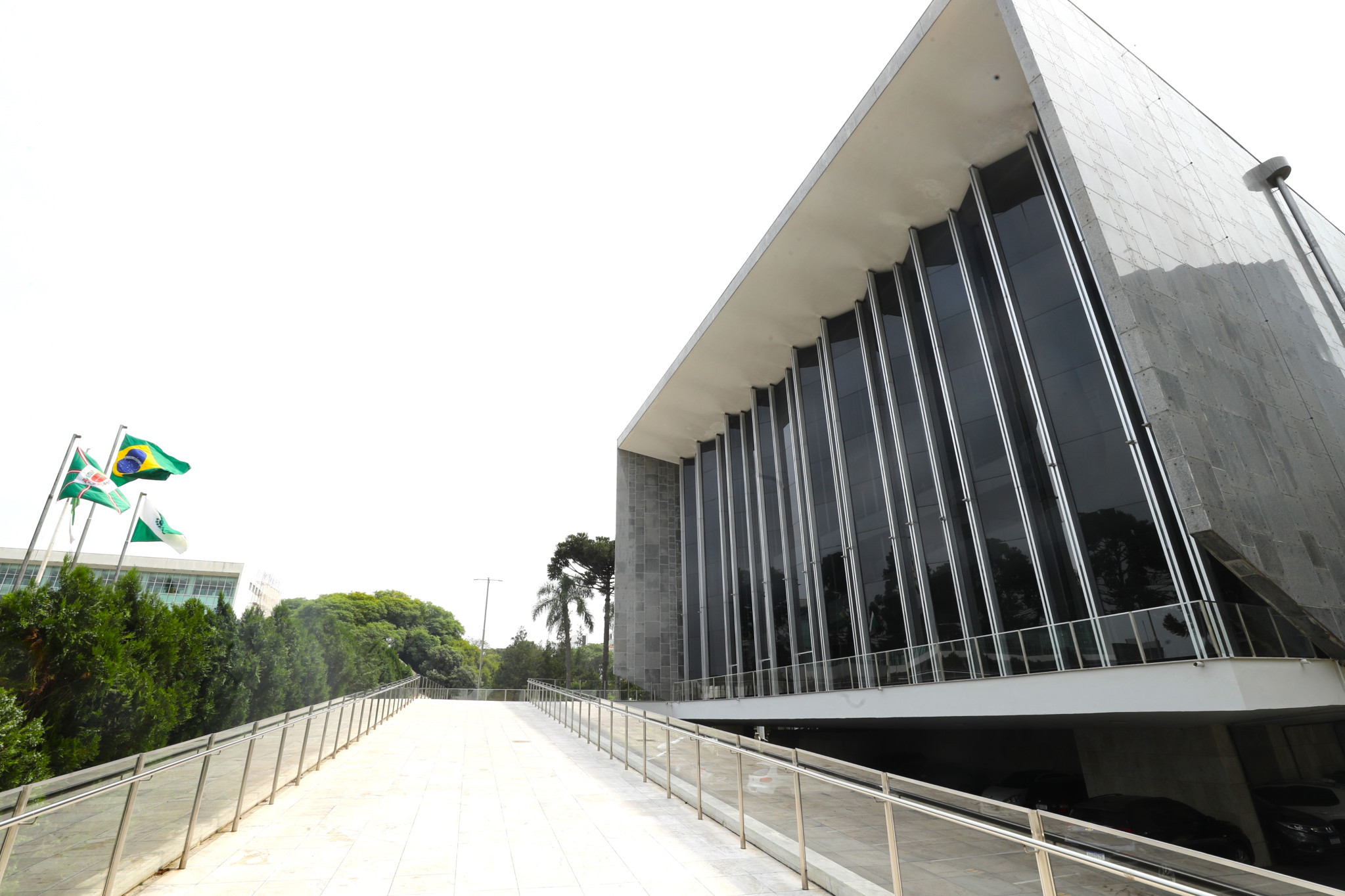 Votação de programa voltado à pessoa idosa e homenagens estão na agenda da Assembleia