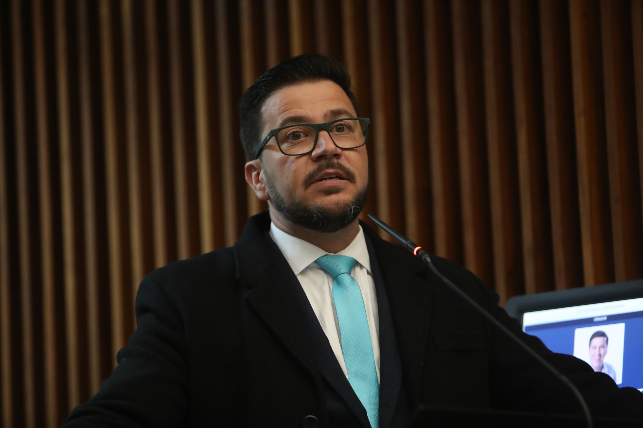 “Celepar deverá ser a próxima empresa pública do Paraná à venda”, denuncia deputado Arilson Chiorato (PT)