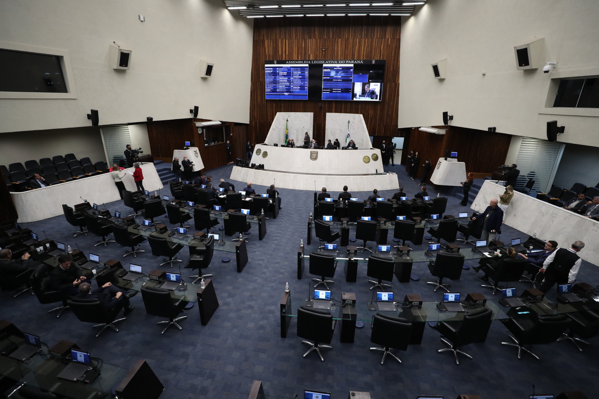 Deputados aprovam projeto que pode deixar passagem de ônibus mais barata na RMC
