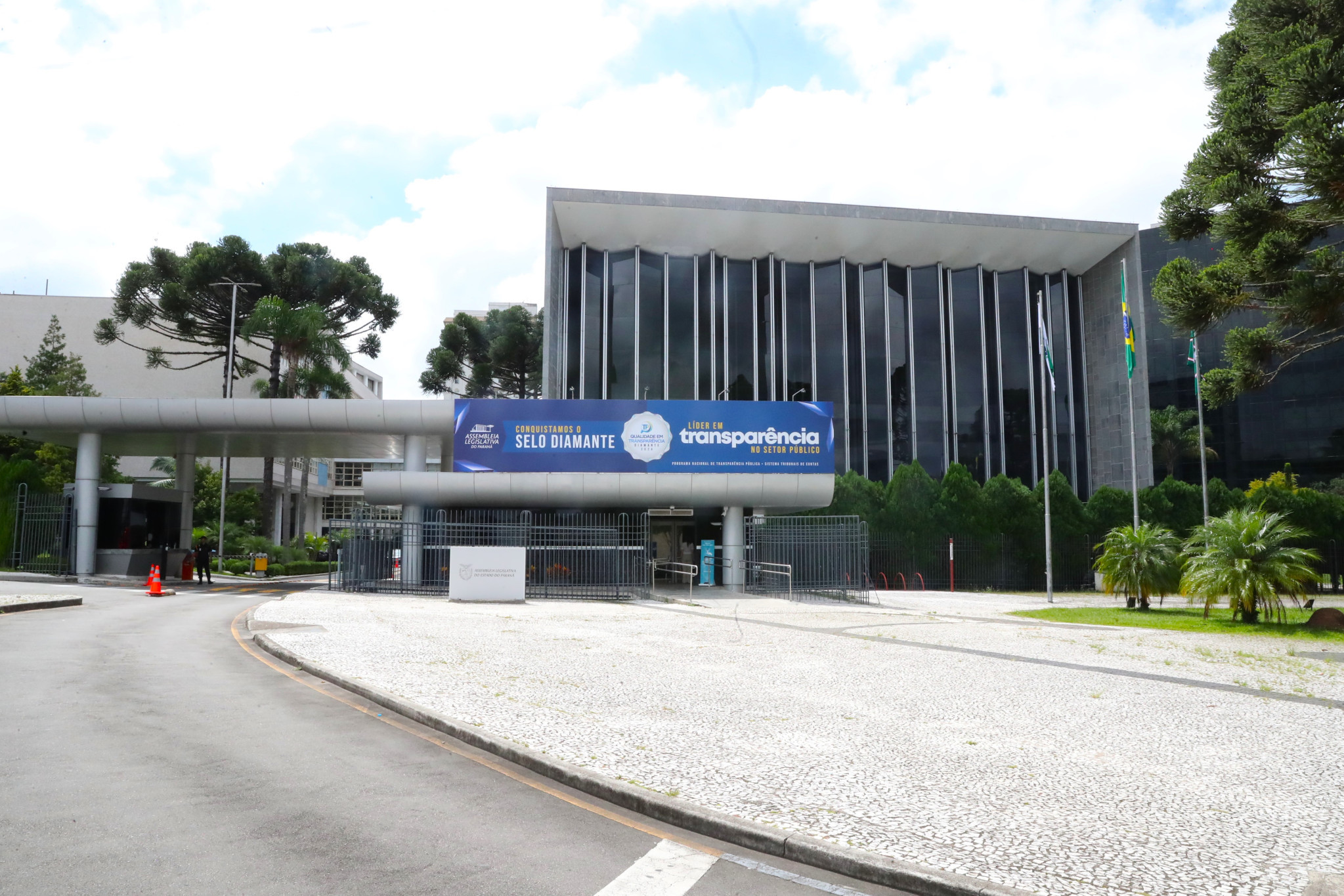 Assembleia terá semana com debates sobre defesa do consumidor, homenagens e programação especial de Natal