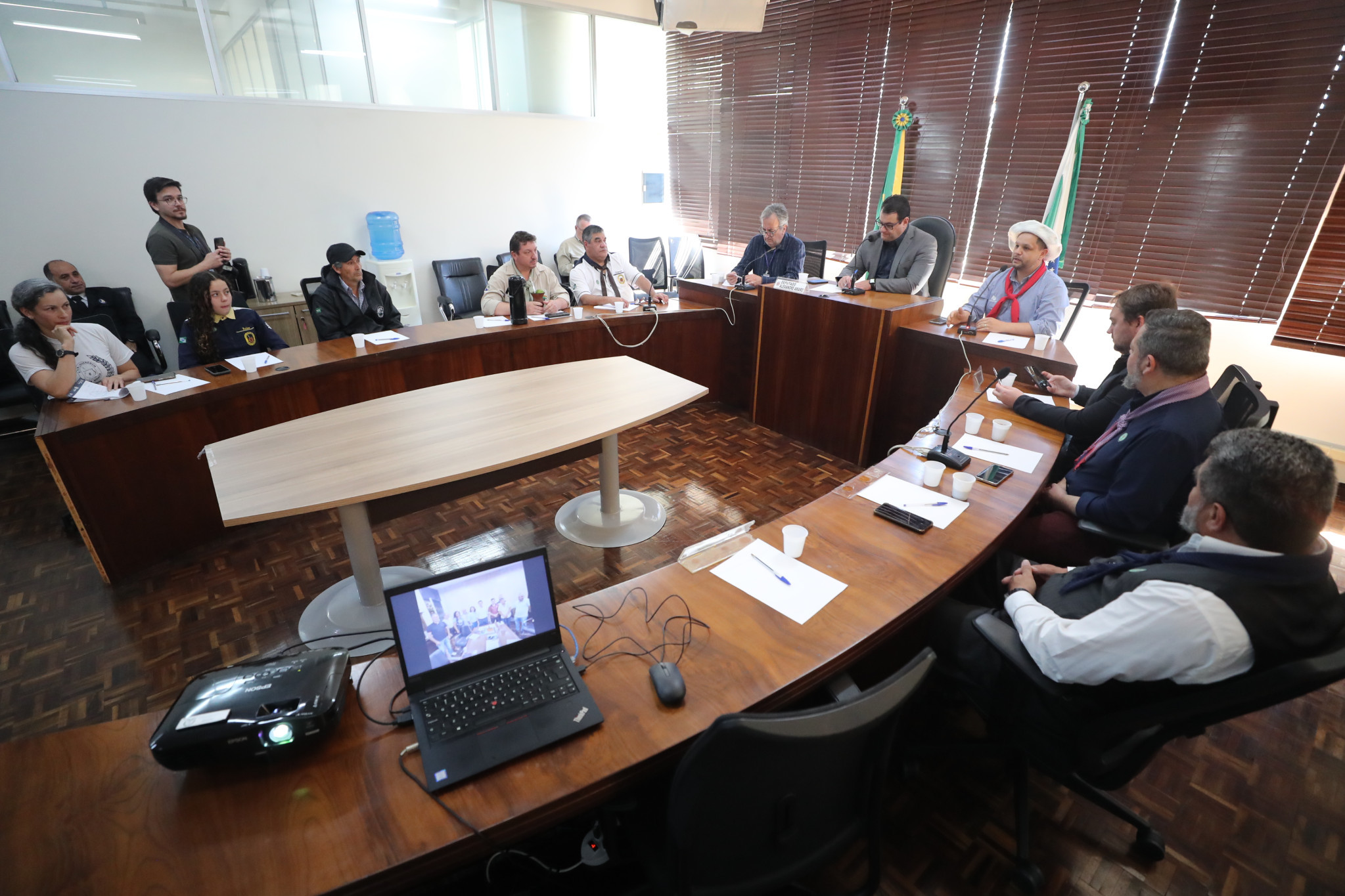 Reunião na Assembleia Legislativa debate medidas para ampliar a utilização do Parque dos Tropeiros