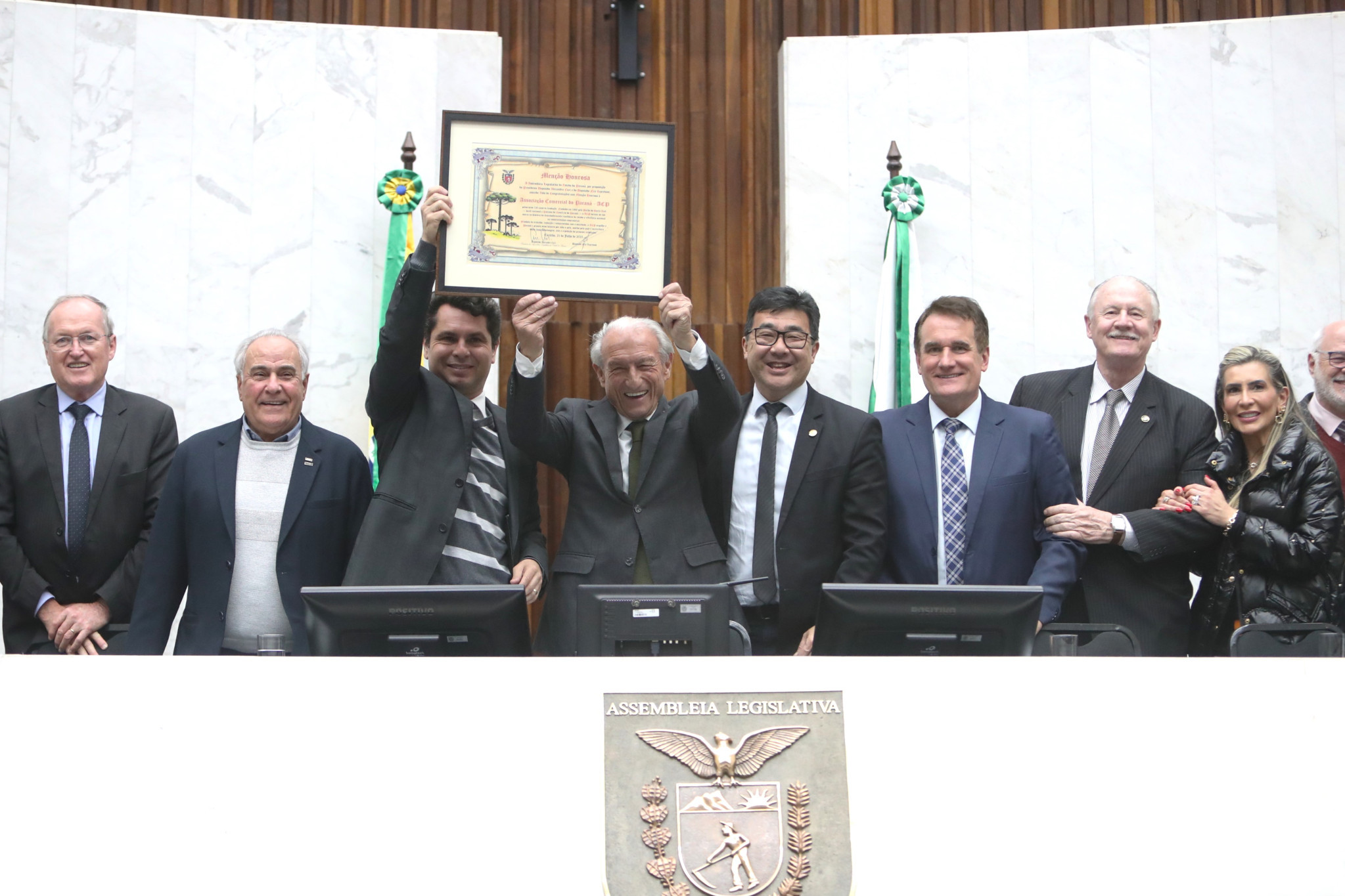 Assembleia Legislativa homenageia os 135 anos de história da Associação Comercial do Paraná