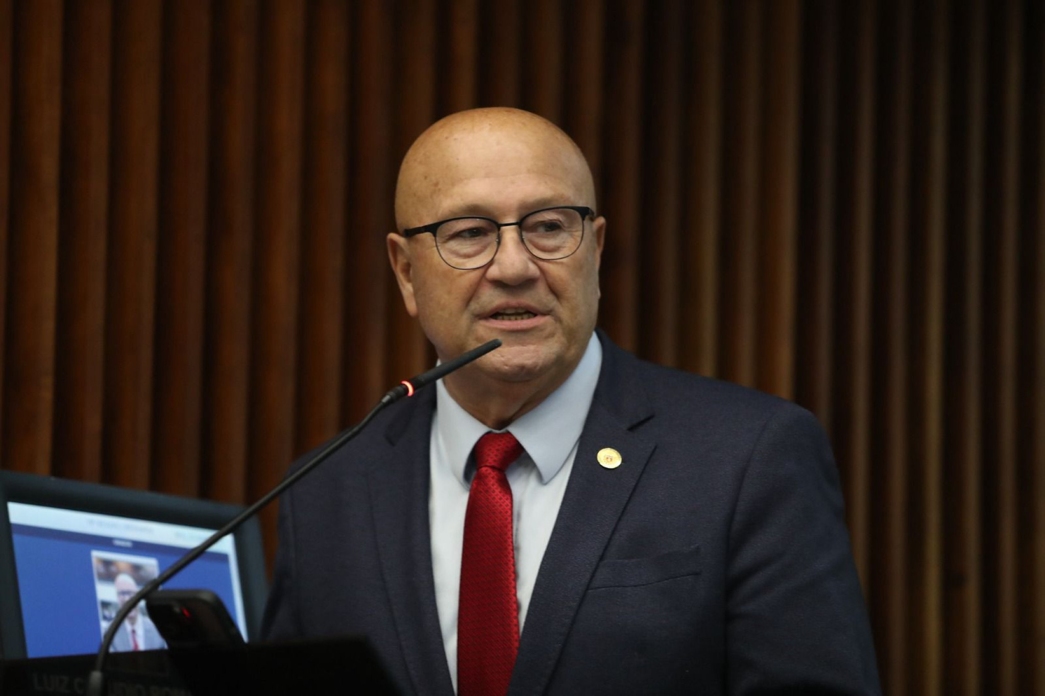 Deputado Luiz Claudio Romanelli (PSD) pede disposição ao diálogo para o fim da greve da Renault