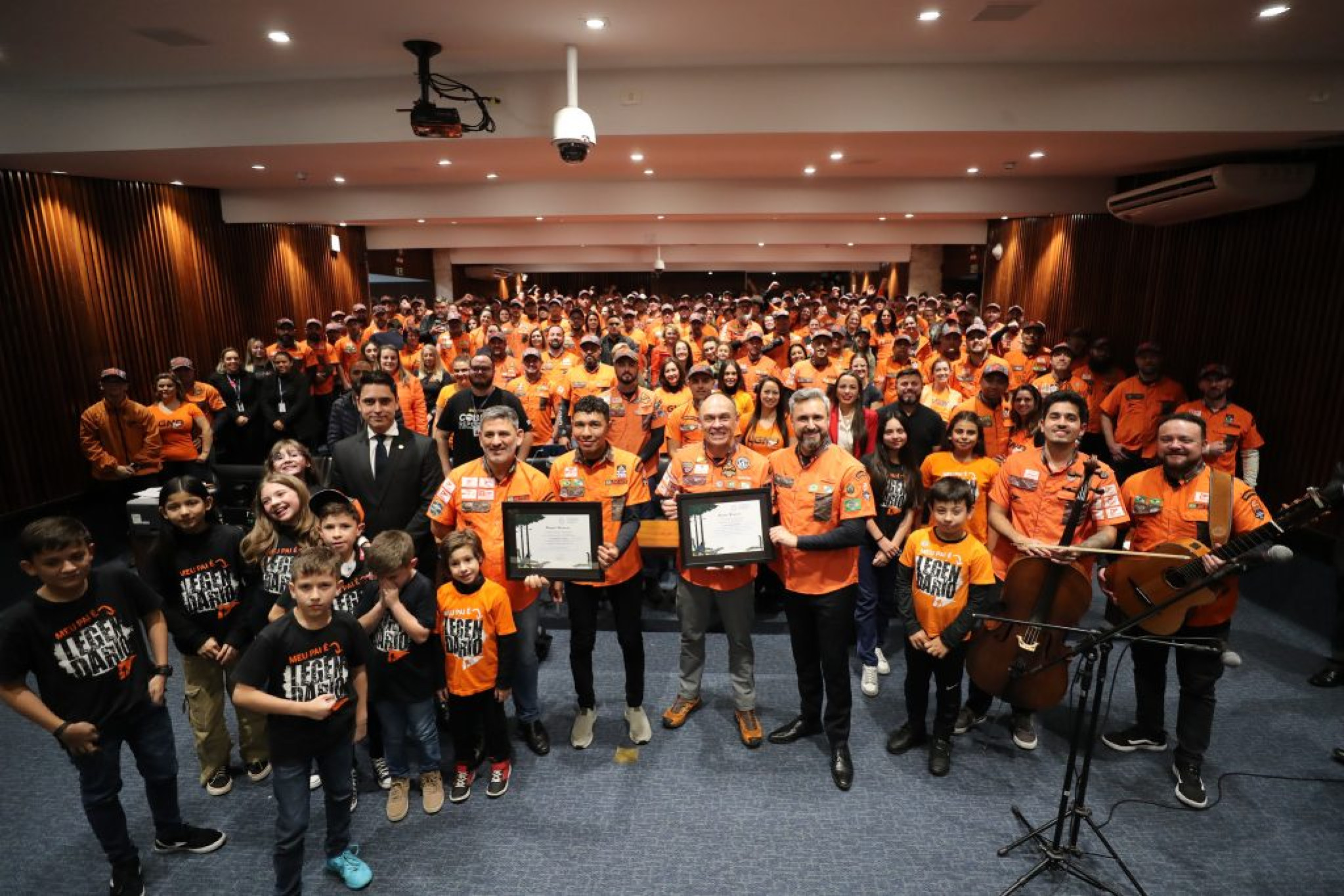 Projeto que institui o “Dia Estadual dos Legendários do Paraná” vai para a sanção do governador